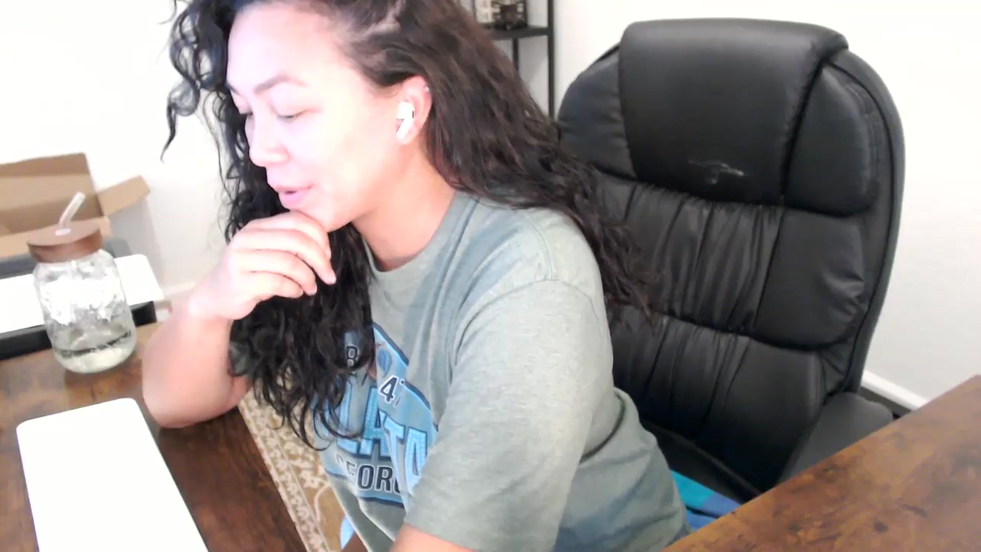 Gallery image thumbnail from MickaylaStar's myfreecams stream on, 10/07/2025, 19:07 image 11 of 20