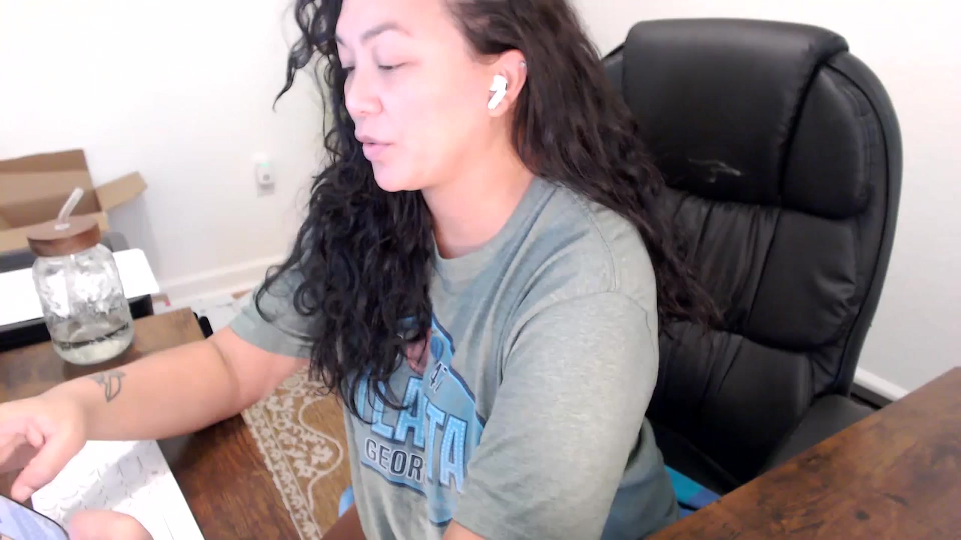 Gallery image thumbnail from MickaylaStar's myfreecams stream on, 10/07/2025, 19:07 image 14 of 20