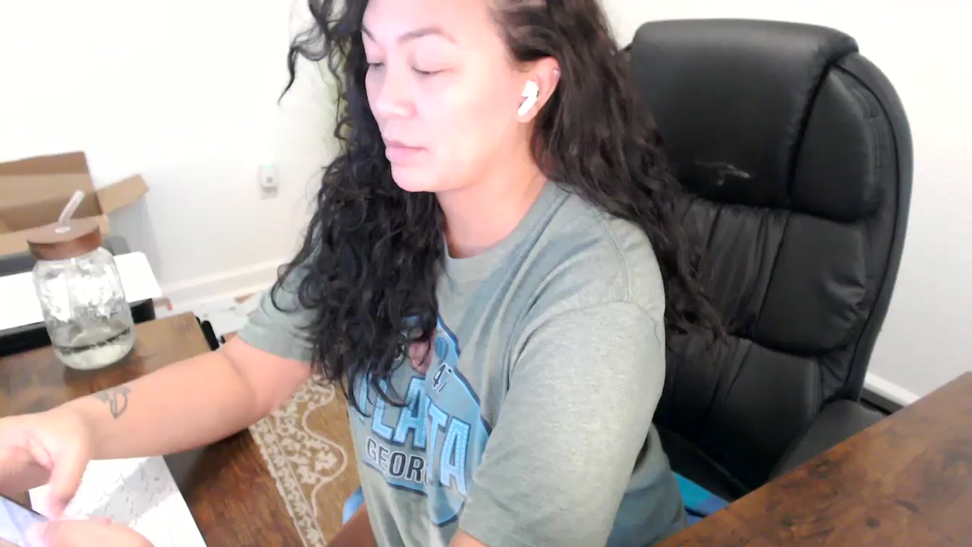 Gallery image thumbnail from MickaylaStar's myfreecams stream on, 10/07/2025, 19:07 image 12 of 20