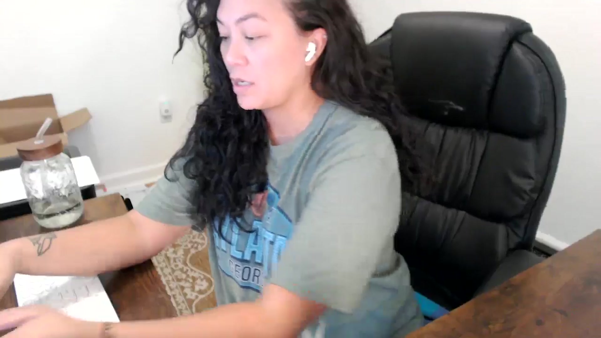 Gallery image thumbnail from MickaylaStar's myfreecams stream on, 10/07/2025, 19:07 image 17 of 20