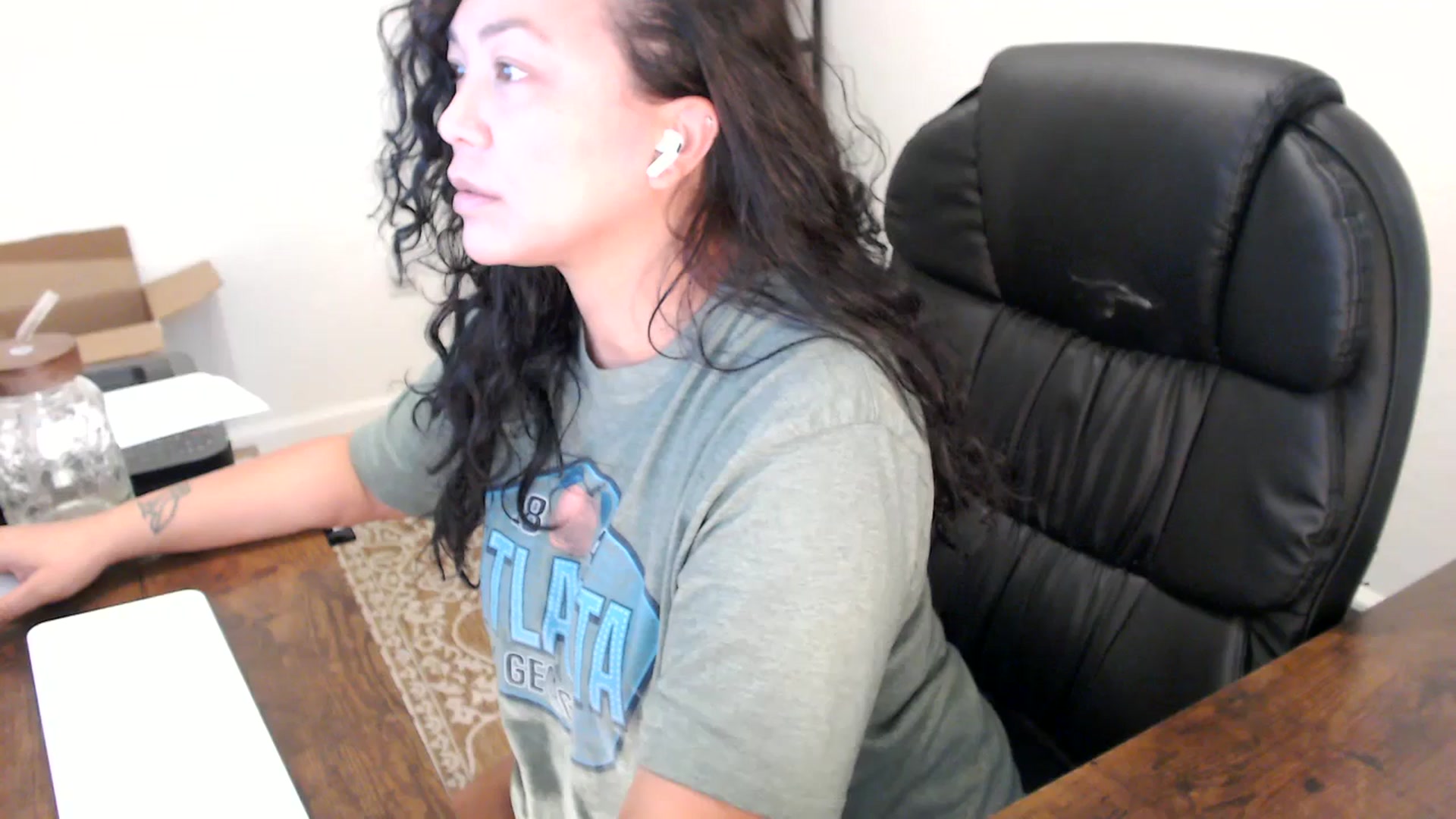 Gallery image thumbnail from MickaylaStar's myfreecams stream on, 10/07/2025, 19:48 image 14 of 20