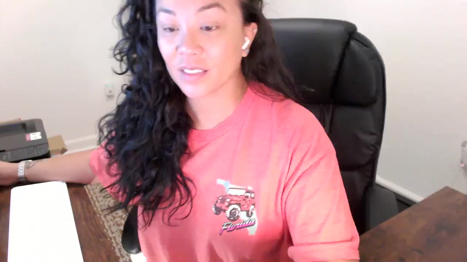 Gallery image thumbnail from MickaylaStar's myfreecams stream on, 10/09/2025, 15:43 image 7 of 20