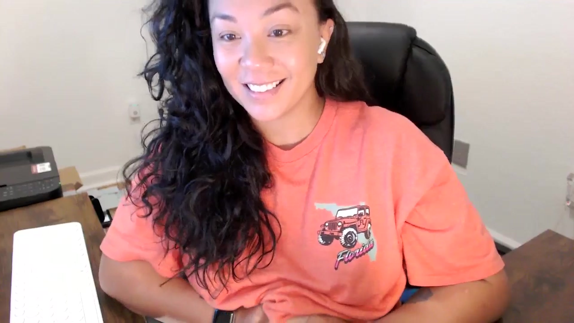 Gallery image thumbnail from MickaylaStar's myfreecams stream on, 10/09/2025, 15:43 image 3 of 20