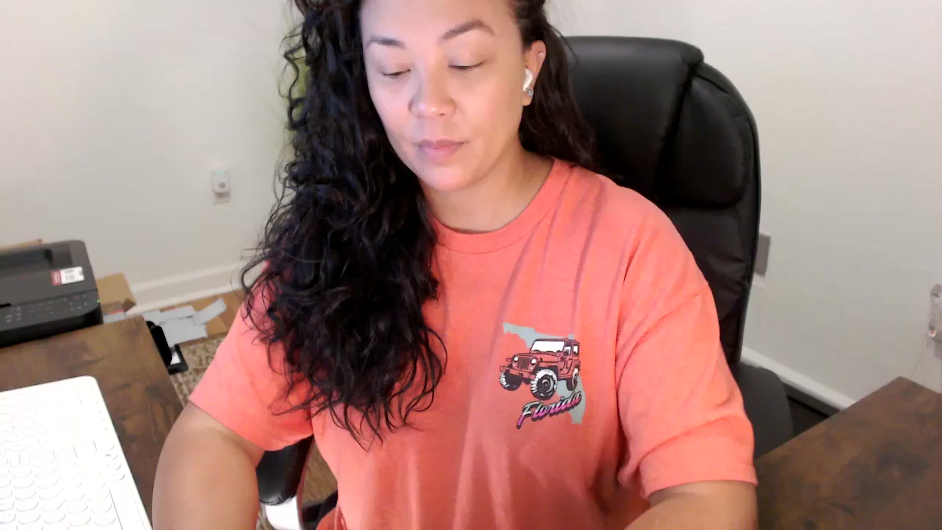Gallery image thumbnail from MickaylaStar's myfreecams stream on, 10/09/2025, 15:43 image 1 of 20