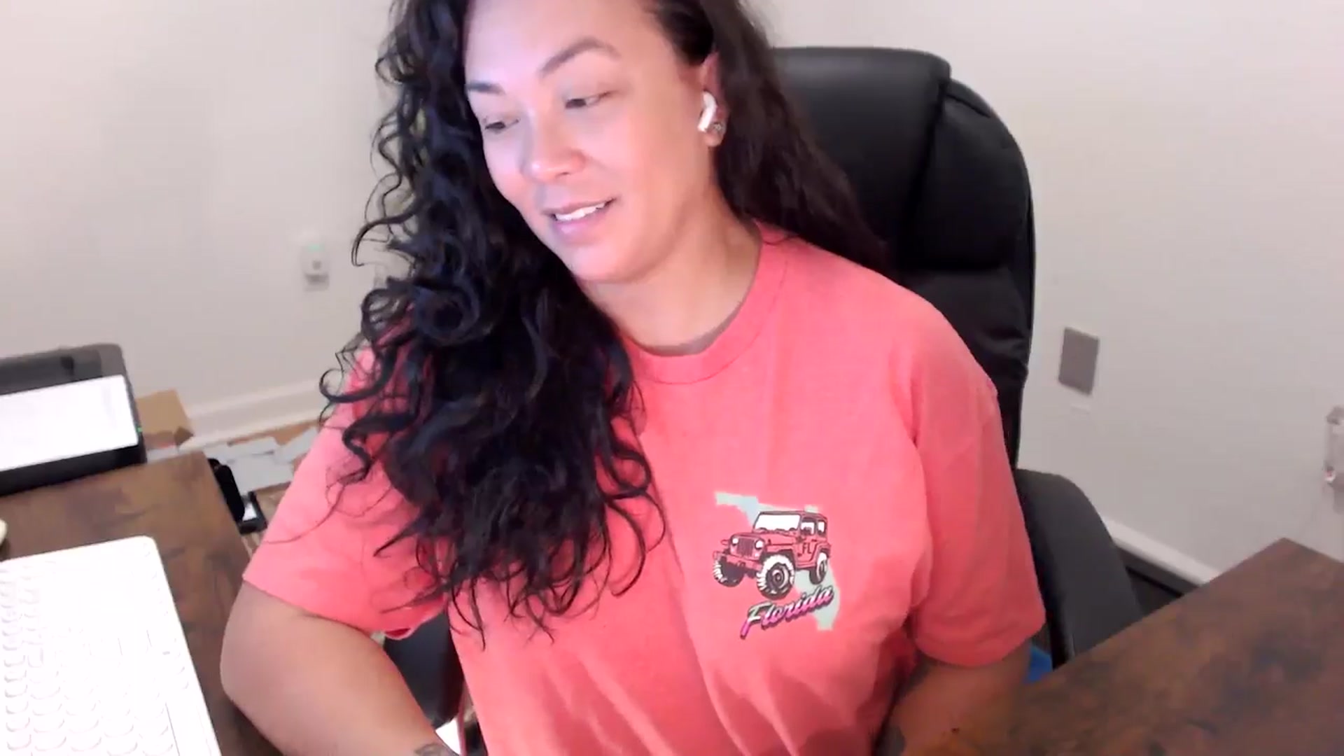 Gallery image thumbnail from MickaylaStar's myfreecams stream on, 10/09/2025, 16:32 image 3 of 20