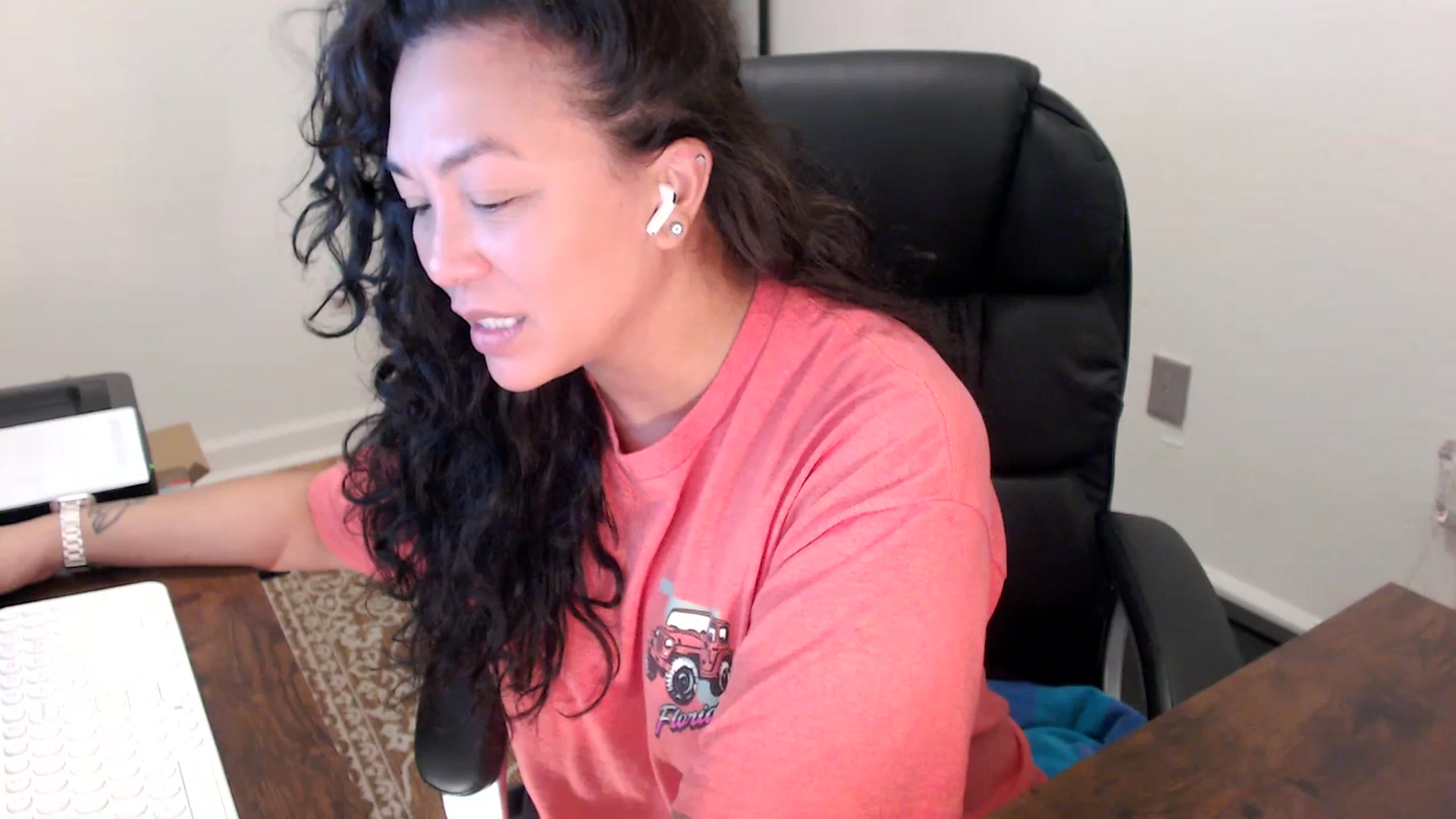 Gallery image thumbnail from MickaylaStar's myfreecams stream on, 10/09/2025, 16:32 image 8 of 20
