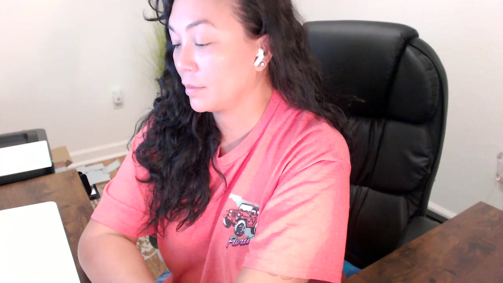 Gallery image thumbnail from MickaylaStar's myfreecams stream on, 10/09/2025, 16:57 image 12 of 20