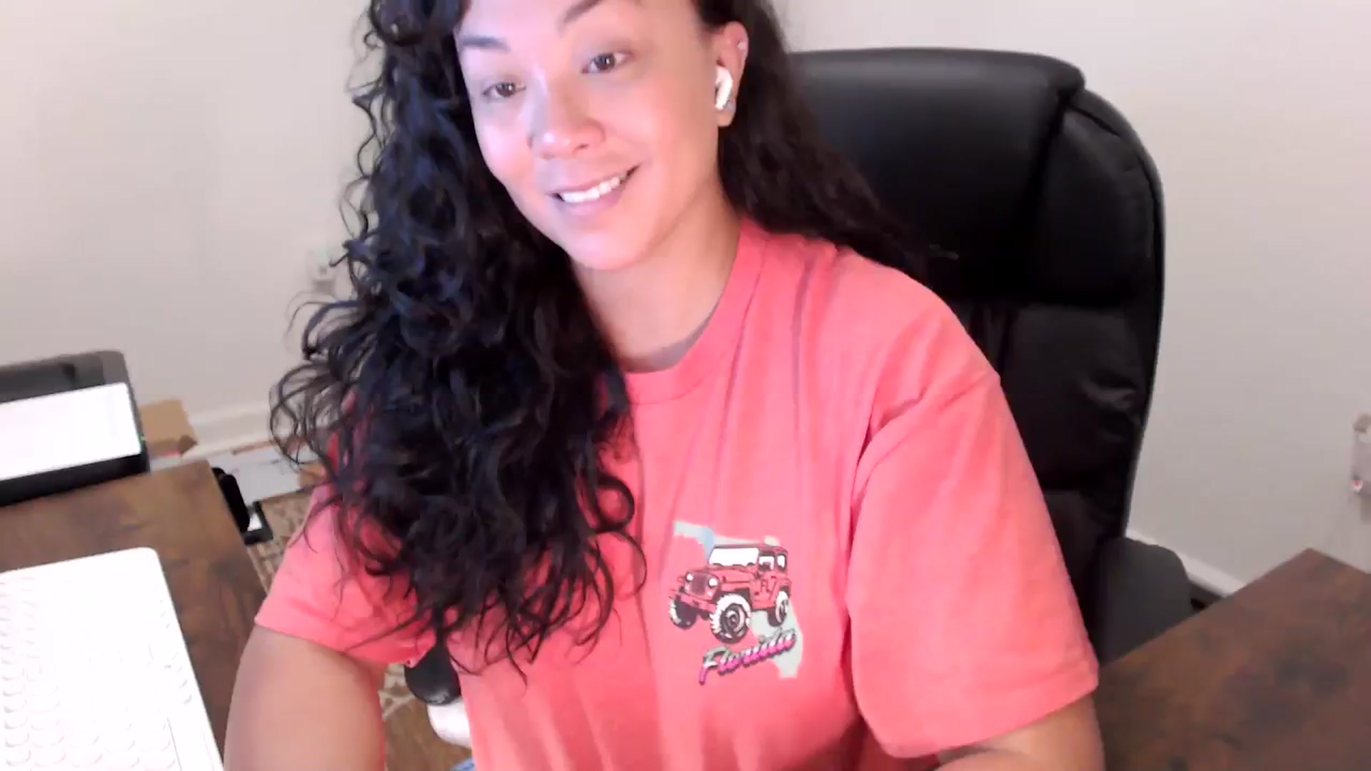 Gallery image thumbnail from MickaylaStar's myfreecams stream on, 10/09/2025, 16:57 image 1 of 20