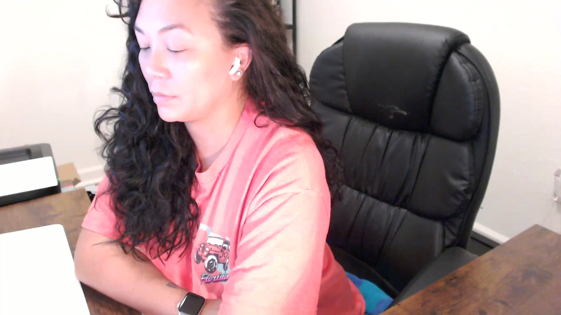 Gallery image thumbnail from MickaylaStar's myfreecams stream on, 10/09/2025, 16:57 image 3 of 20