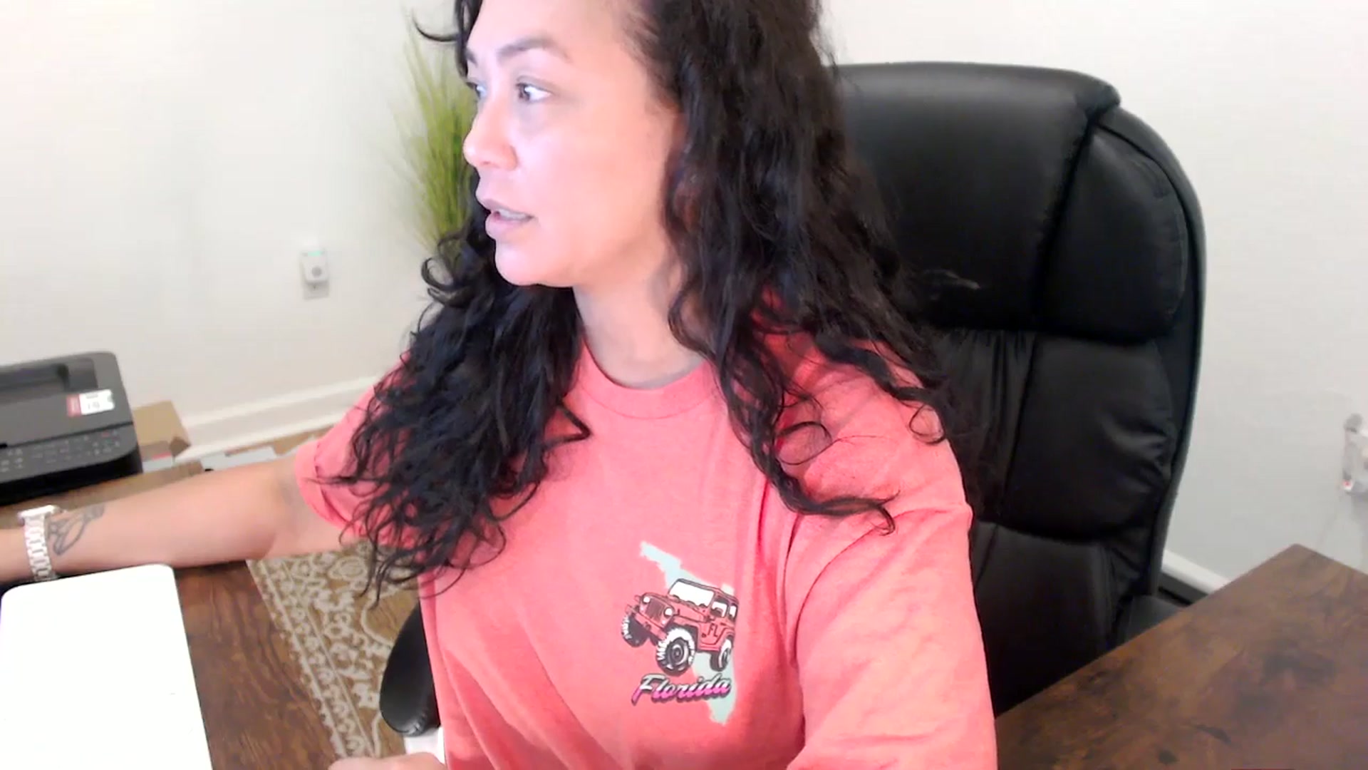 Gallery image thumbnail from MickaylaStar's myfreecams stream on, 10/09/2025, 20:05 image 7 of 20