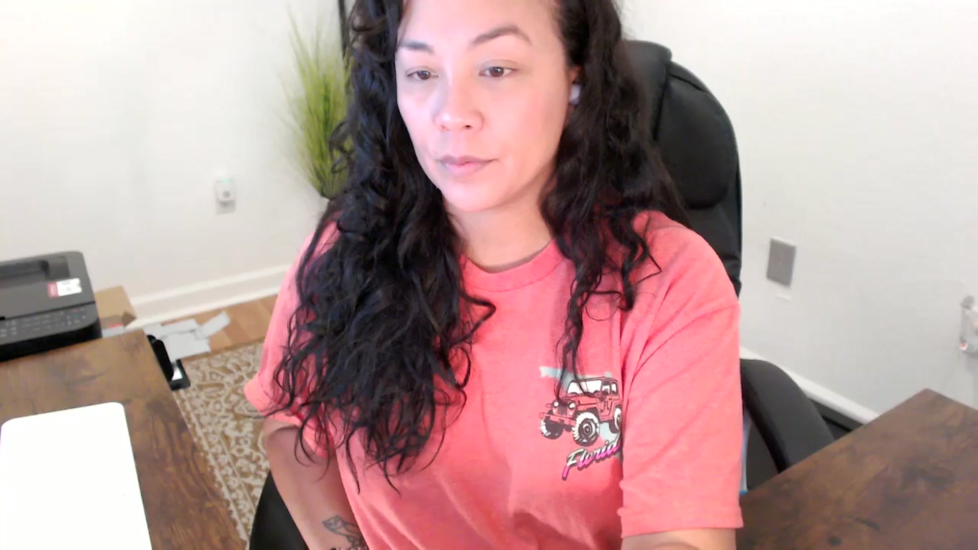 Gallery image thumbnail from MickaylaStar's myfreecams stream on, 10/09/2025, 20:05 image 12 of 20