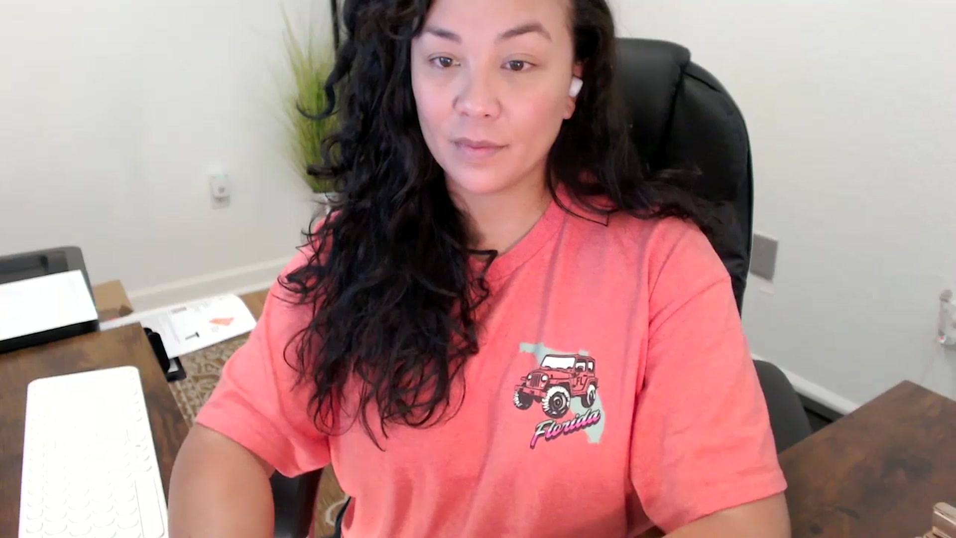 Gallery image thumbnail from MickaylaStar's myfreecams stream on, 10/09/2025, 20:51 image 11 of 20