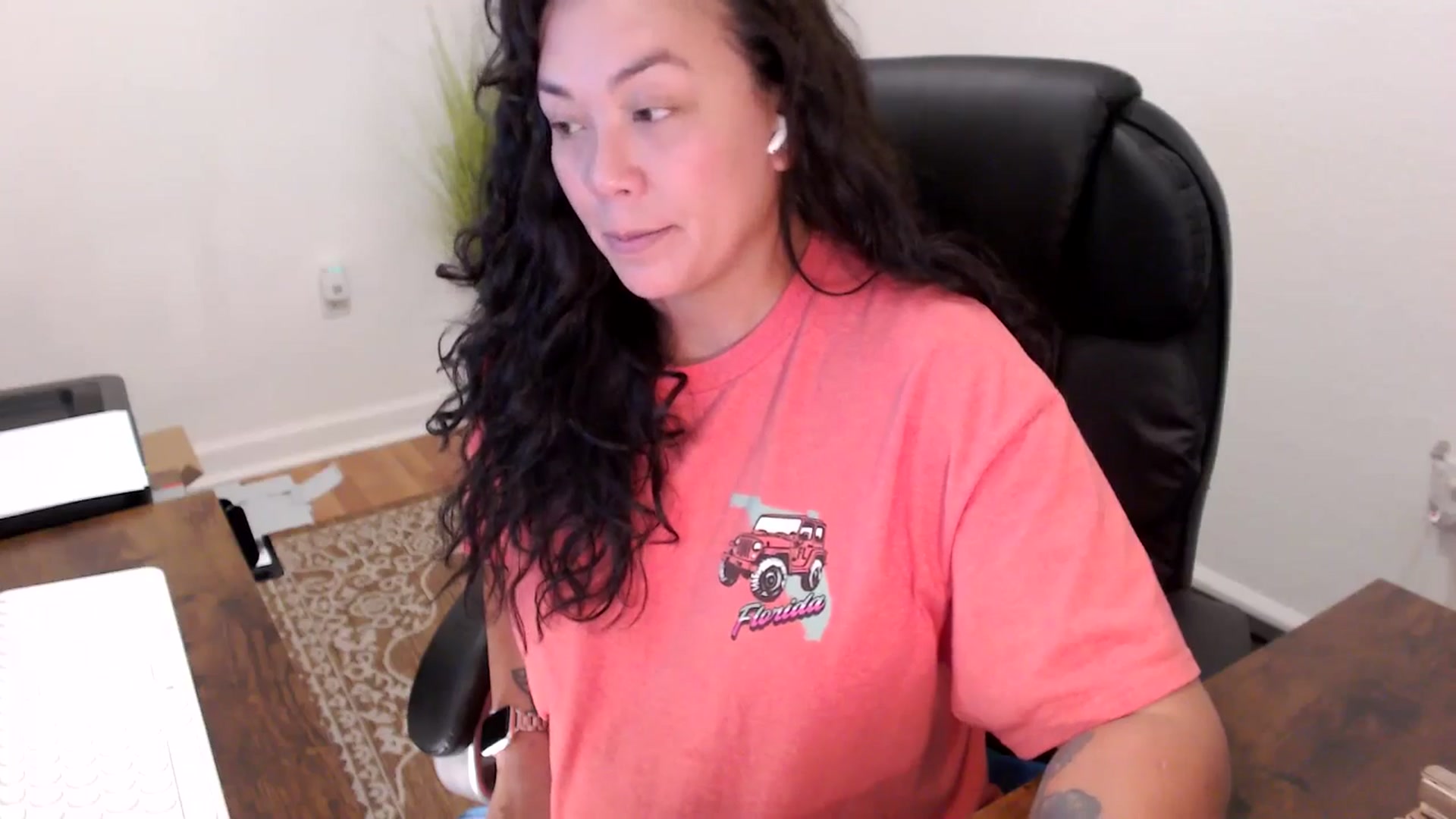 Gallery image thumbnail from MickaylaStar's myfreecams stream on, 10/09/2025, 20:51 image 17 of 20