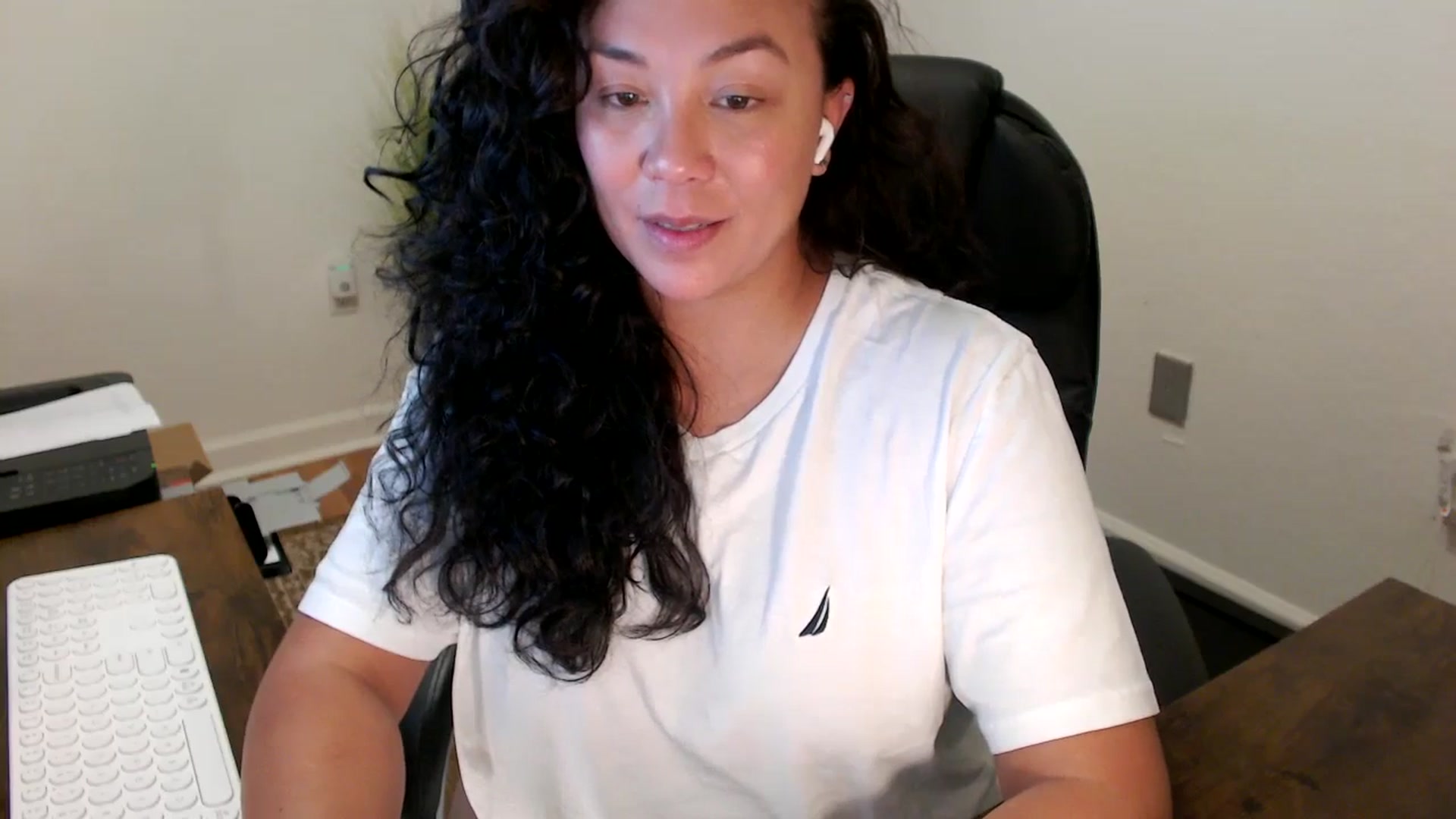 Gallery image thumbnail from MickaylaStar's myfreecams stream on, 10/10/2025, 16:26 image 4 of 20