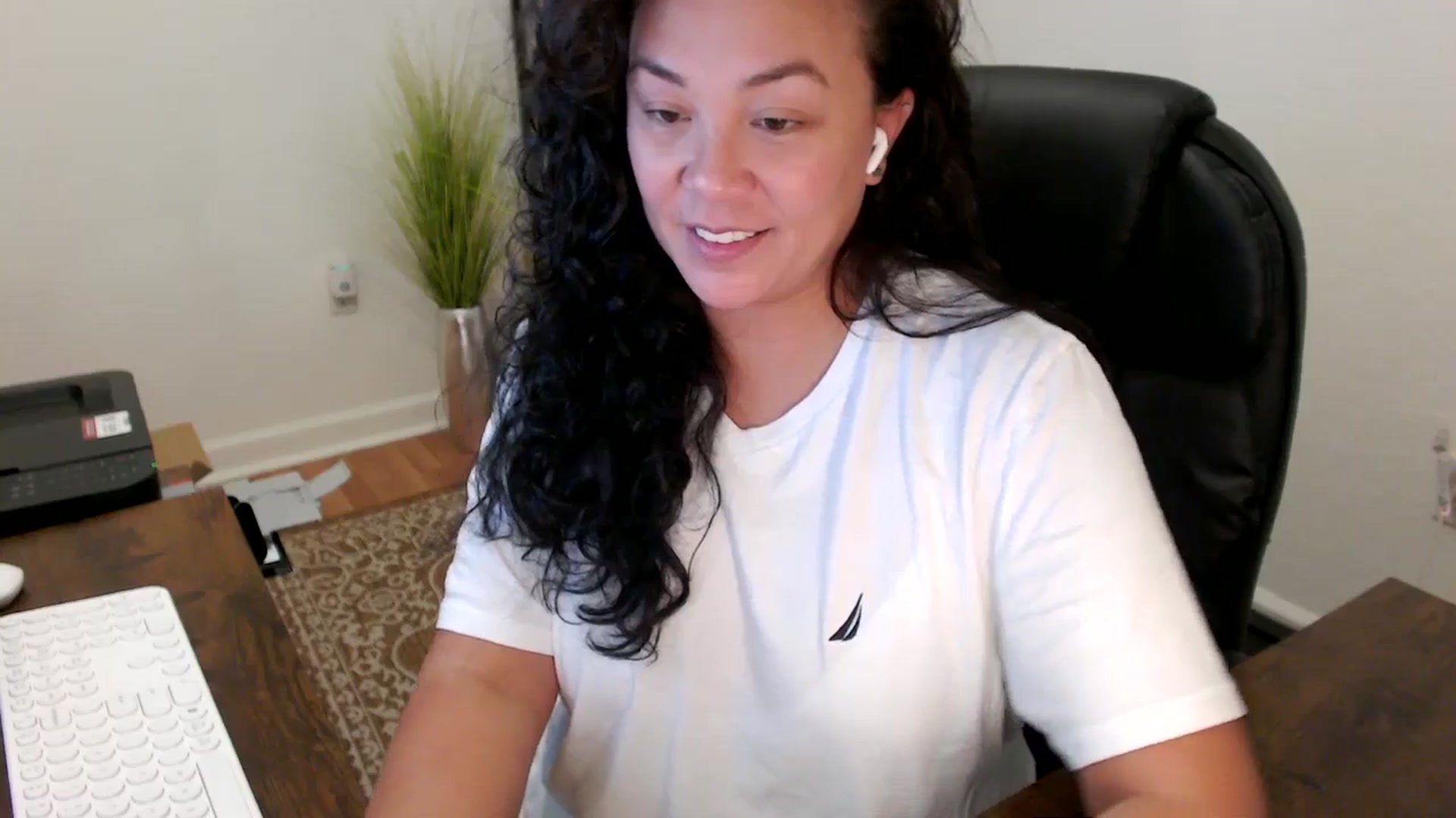 Gallery image thumbnail from MickaylaStar's myfreecams stream on, 10/10/2025, 18:56 image 19 of 20