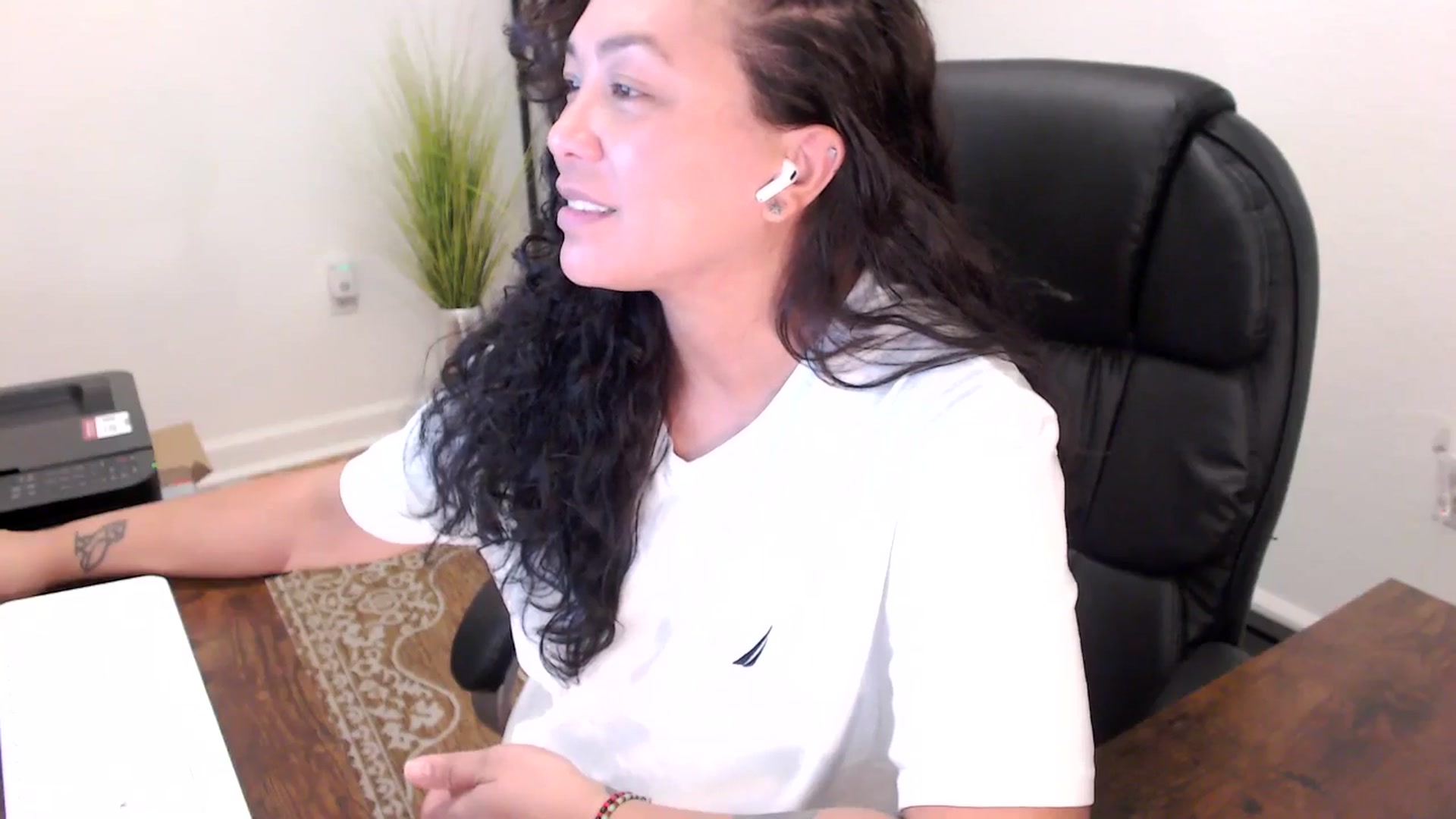 Gallery image thumbnail from MickaylaStar's myfreecams stream on, 10/10/2025, 18:56 image 2 of 20