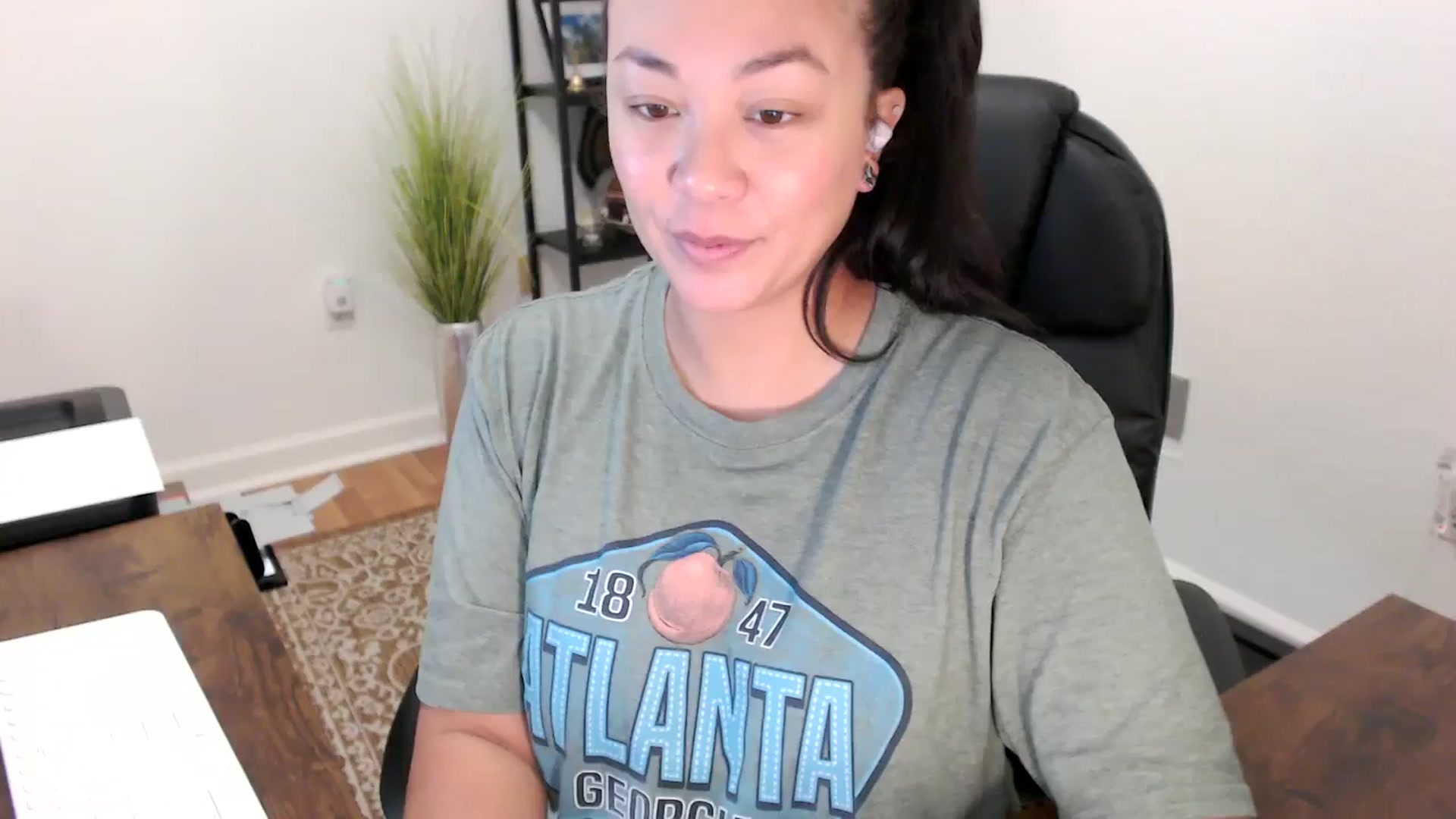 Gallery image thumbnail from MickaylaStar's myfreecams stream on, 10/13/2025, 14:53 image 1 of 20