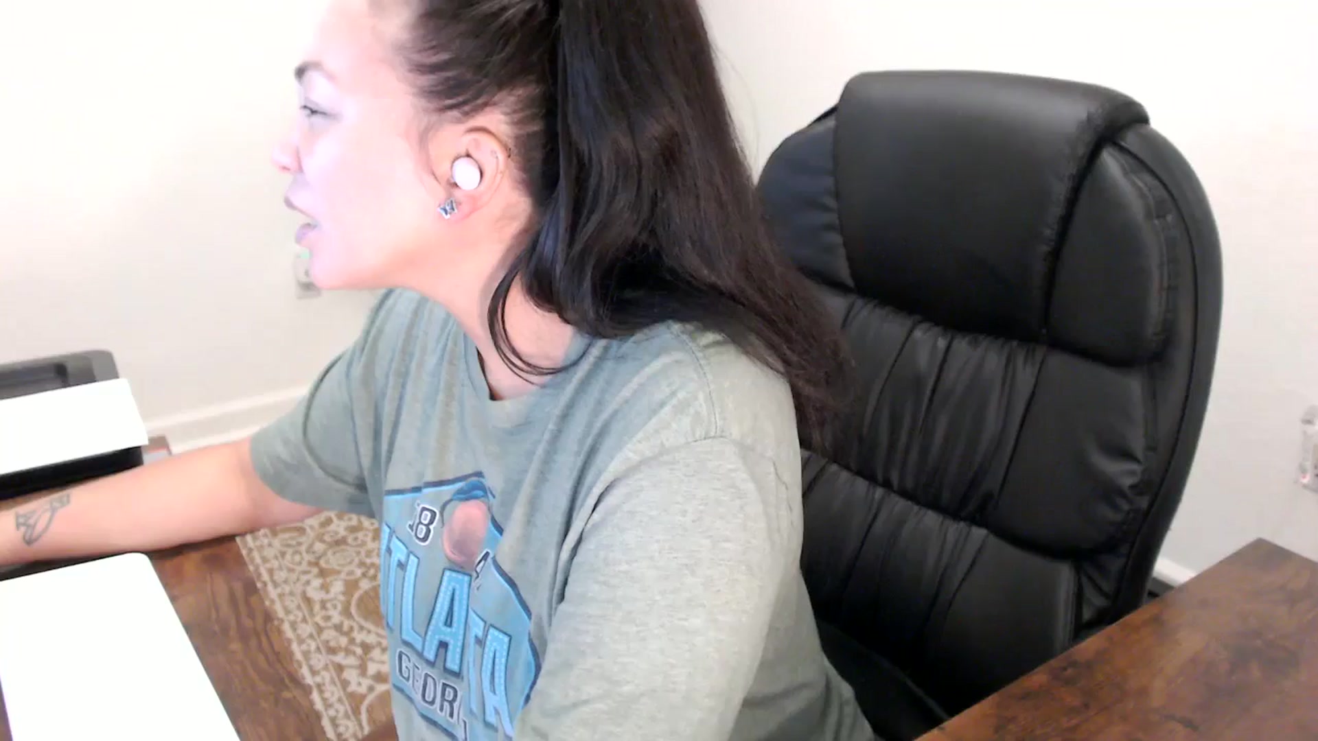 Gallery image thumbnail from MickaylaStar's myfreecams stream on, 10/13/2025, 14:53 image 7 of 20
