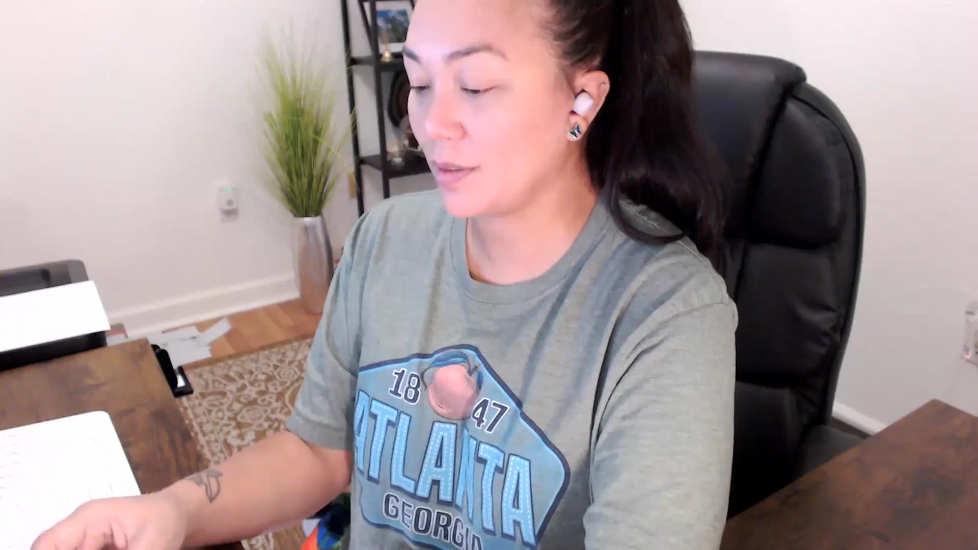 Gallery image thumbnail from MickaylaStar's myfreecams stream on, 10/13/2025, 16:03 image 20 of 20