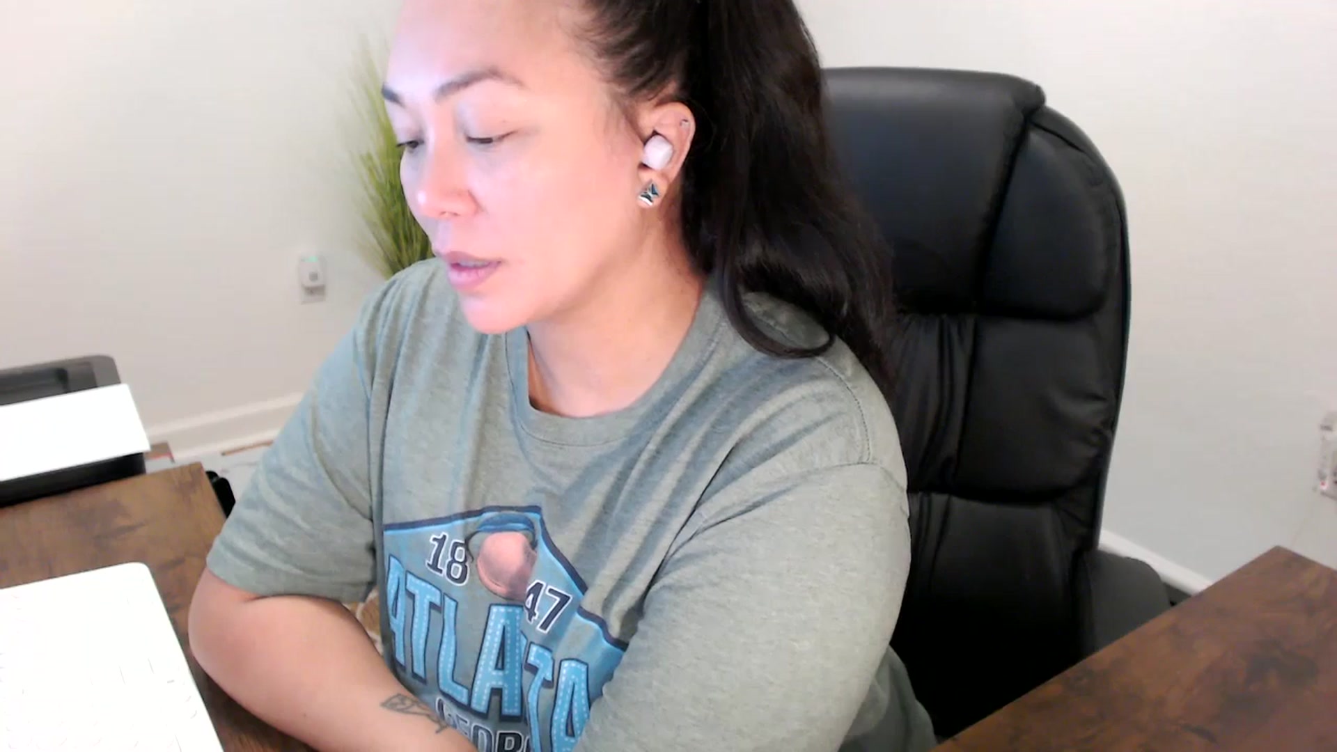 Gallery image thumbnail from MickaylaStar's myfreecams stream on, 10/13/2025, 16:03 image 18 of 20