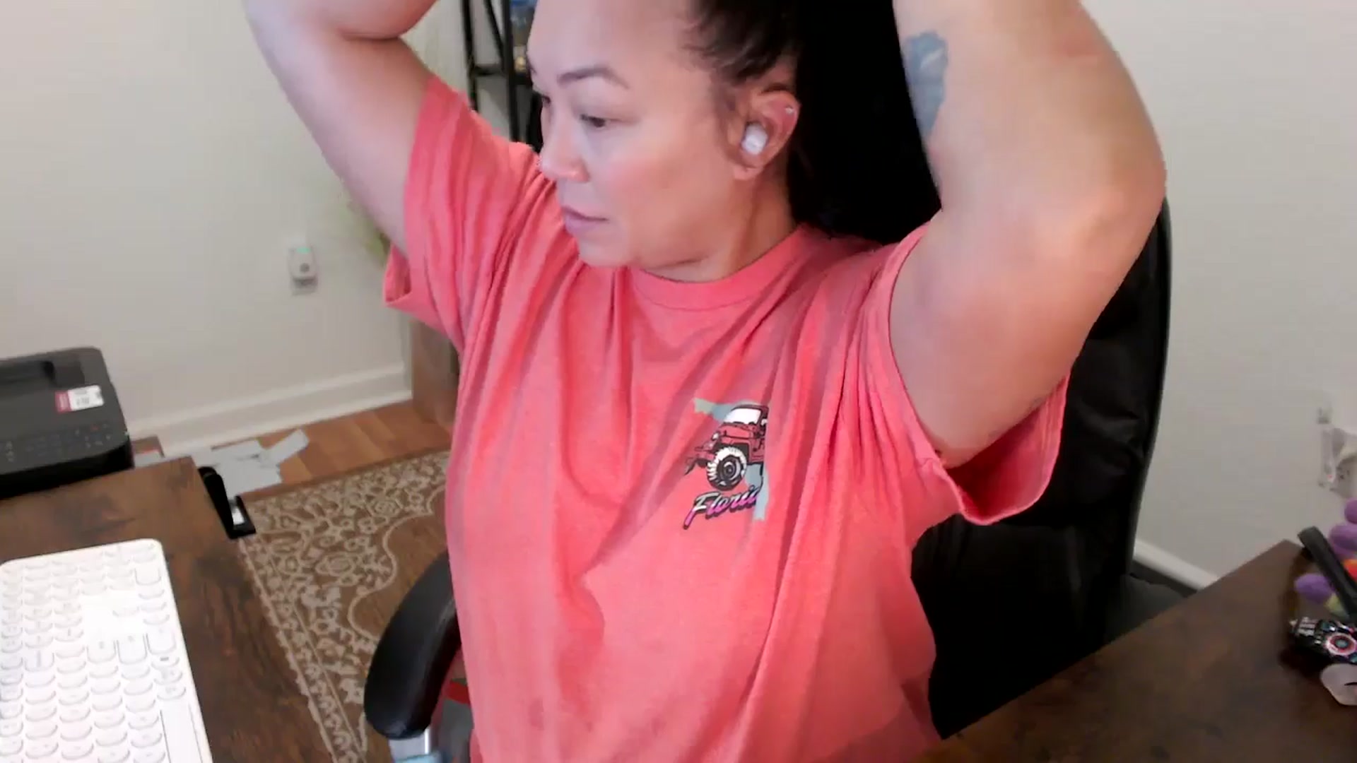 Gallery image thumbnail from MickaylaStar's myfreecams stream on, 10/14/2025, 16:43 image 10 of 20