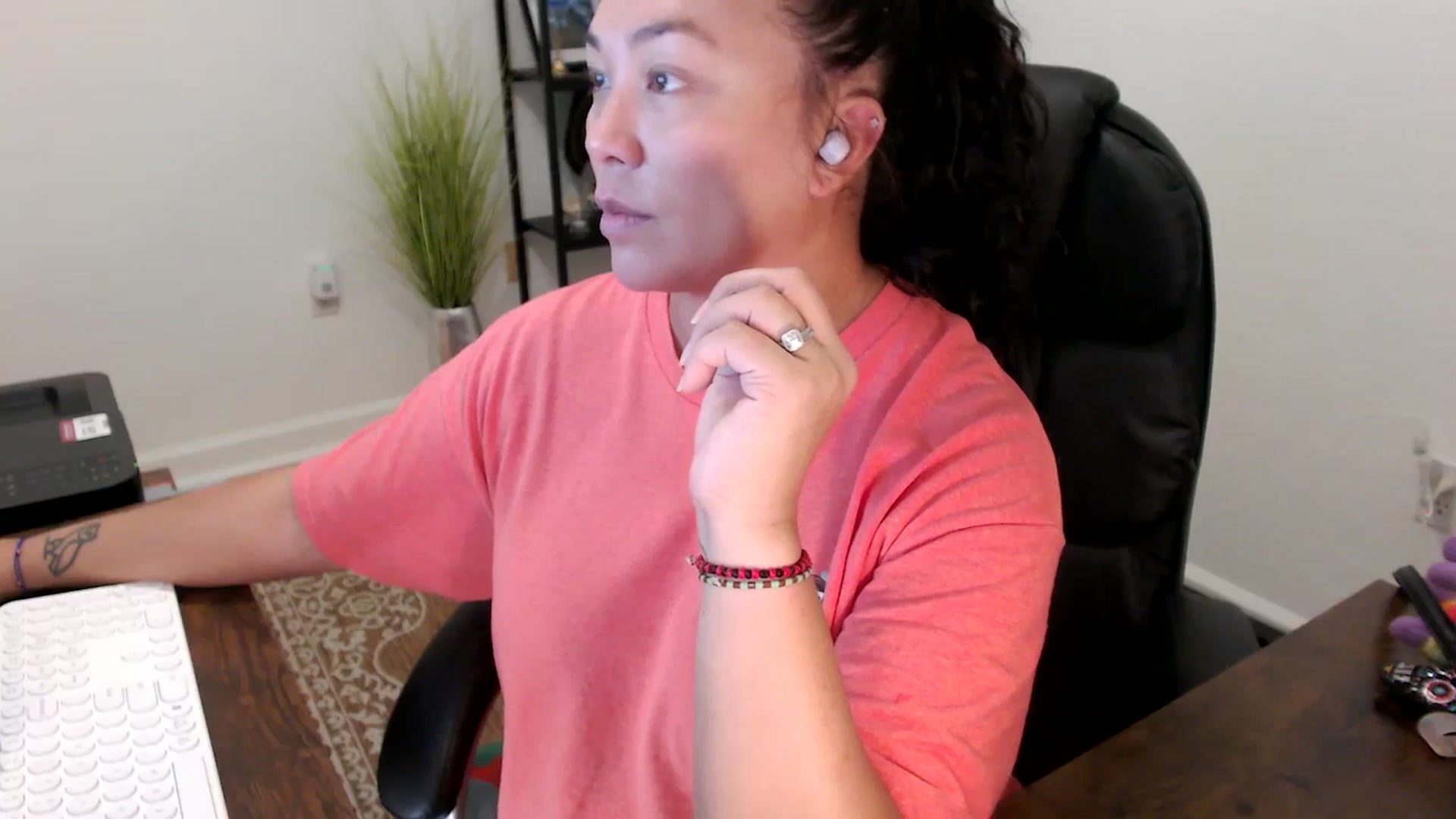 Gallery image thumbnail from MickaylaStar's myfreecams stream on, 10/14/2025, 16:43 image 6 of 20