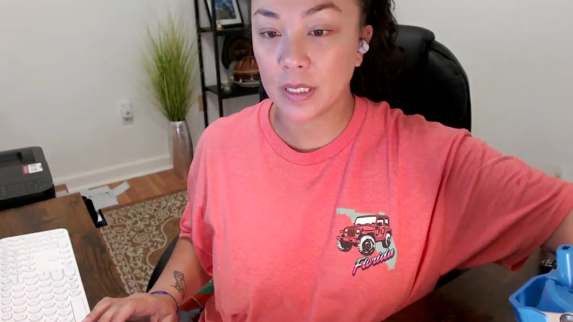 Gallery image thumbnail from MickaylaStar's myfreecams stream on, 10/14/2025, 18:47 image 11 of 20