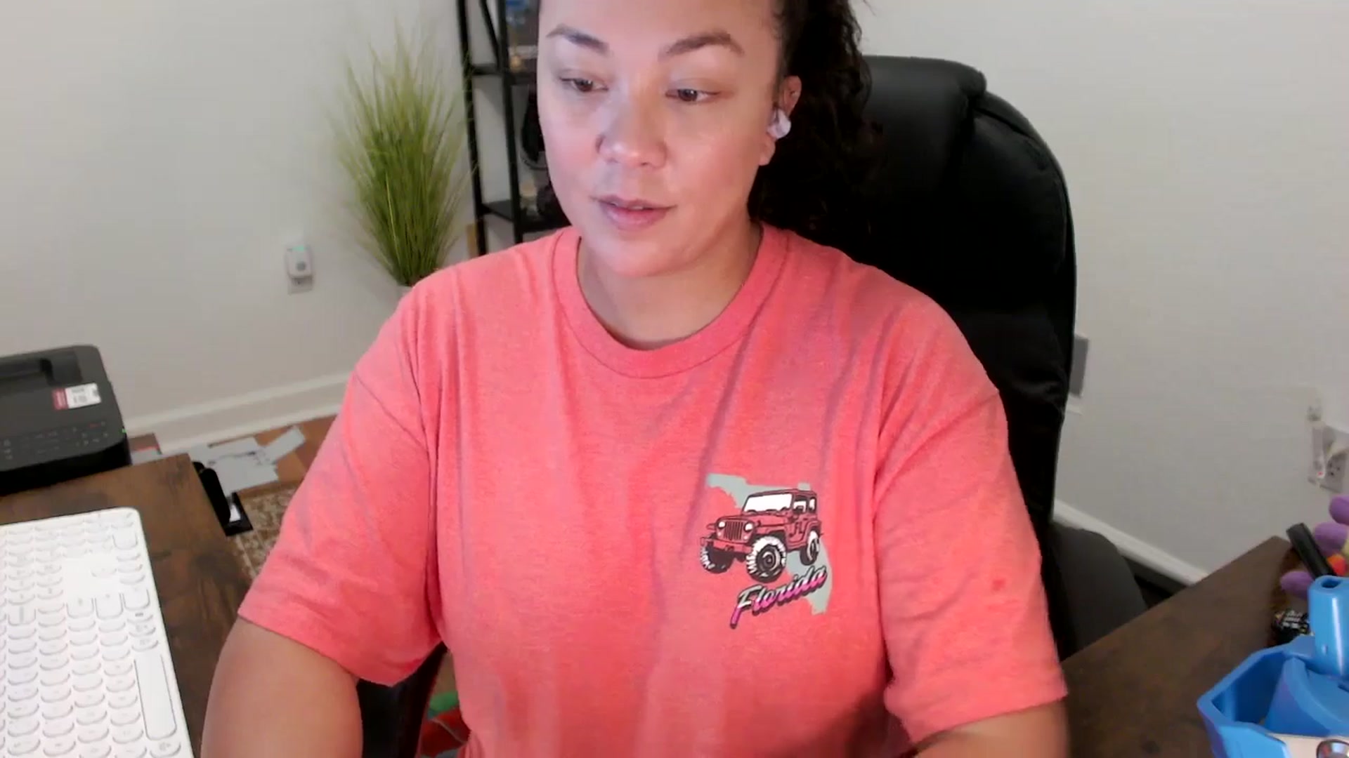 Gallery image thumbnail from MickaylaStar's myfreecams stream on, 10/14/2025, 18:47 image 6 of 20