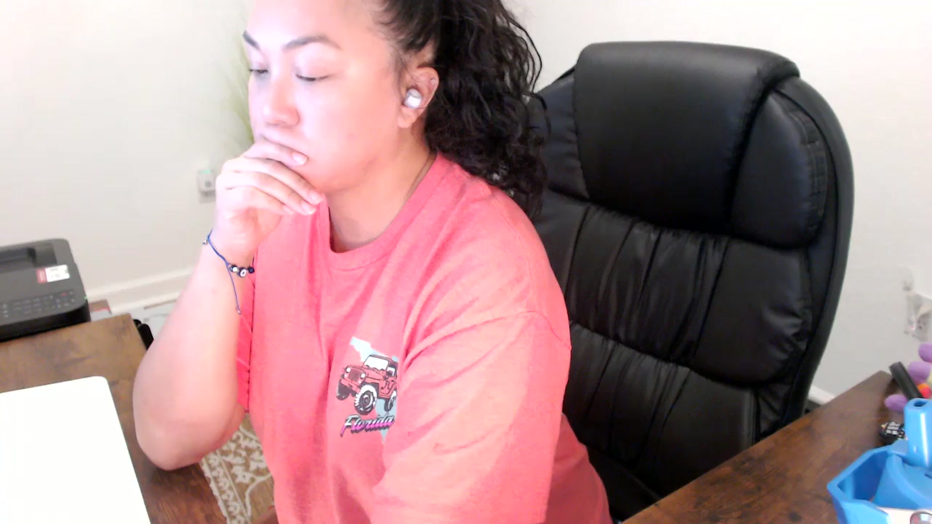 Gallery image thumbnail from MickaylaStar's myfreecams stream on, 10/14/2025, 18:47 image 2 of 20