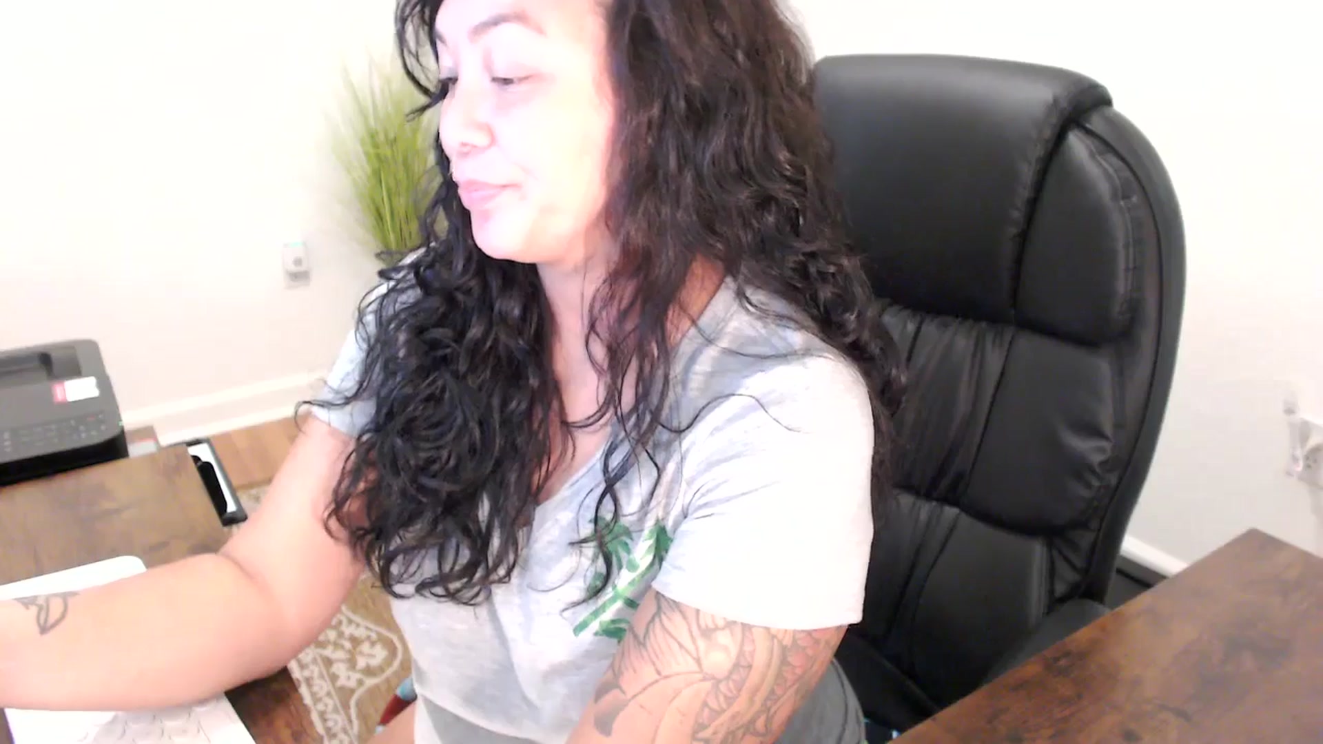 Gallery image thumbnail from MickaylaStar's myfreecams stream on, 10/15/2025, 17:47 image 7 of 20