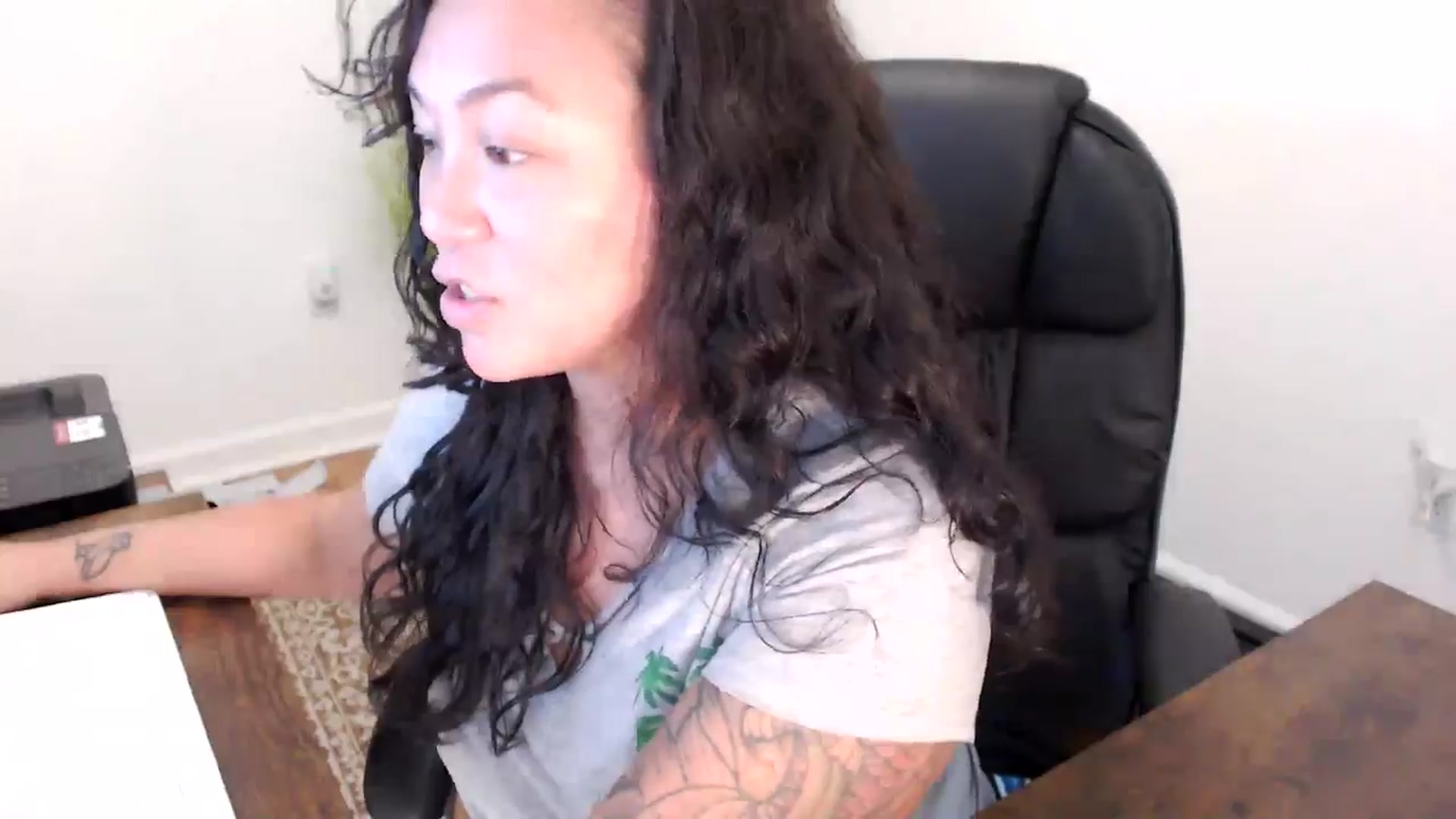 Gallery image thumbnail from MickaylaStar's myfreecams stream on, 10/15/2025, 20:18 image 5 of 20