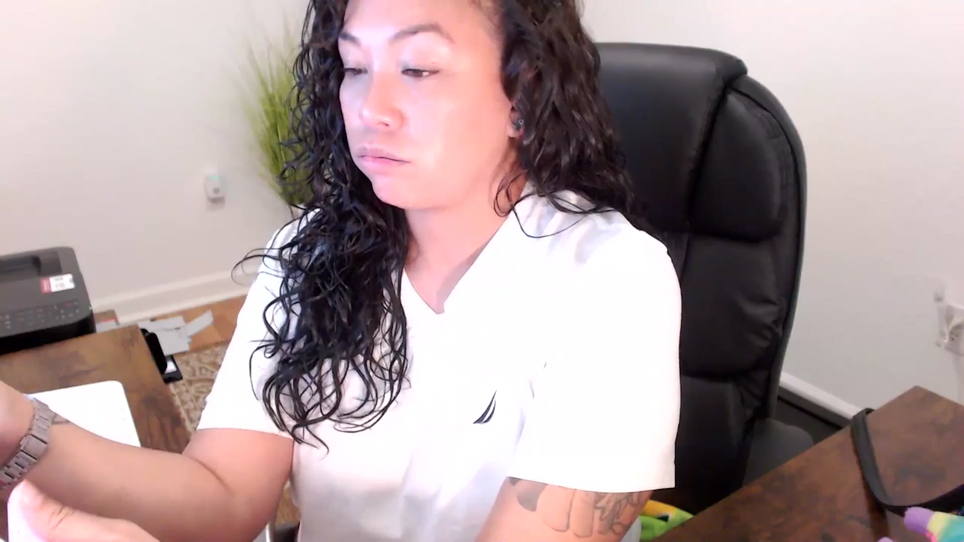 Gallery image thumbnail from MickaylaStar's myfreecams stream on, 10/16/2025, 17:00 image 13 of 20