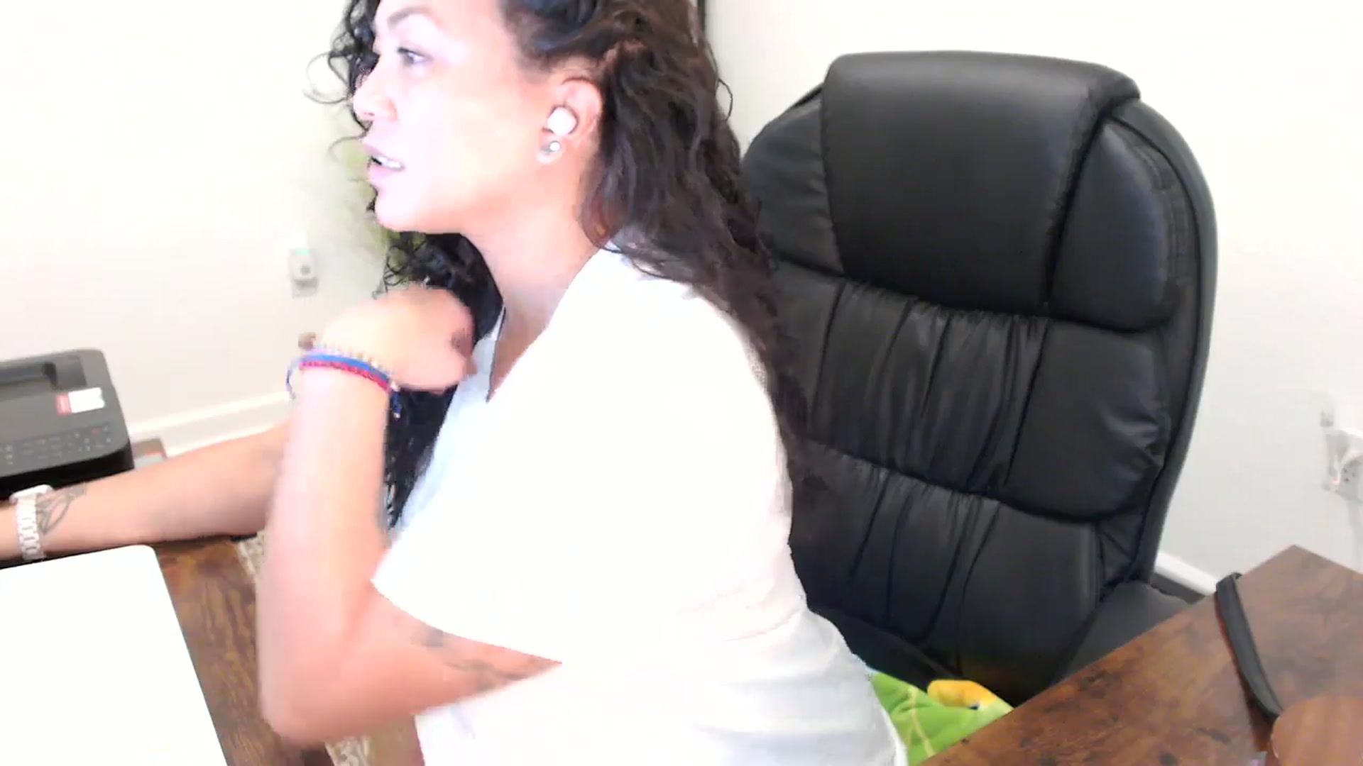 Gallery image thumbnail from MickaylaStar's myfreecams stream on, 10/16/2025, 18:34 image 20 of 20