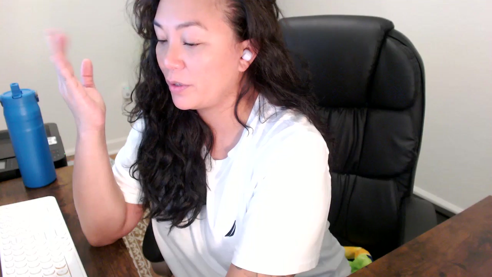 Gallery image thumbnail from MickaylaStar's myfreecams stream on, 10/17/2025, 17:40 image 20 of 20