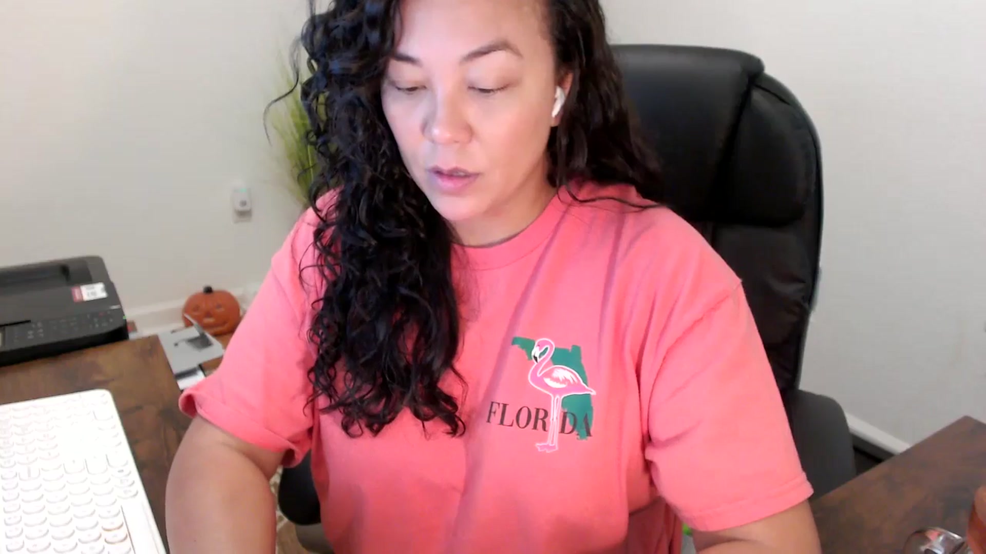 Gallery image thumbnail from MickaylaStar's myfreecams stream on, 10/29/2025, 16:26 image 18 of 20