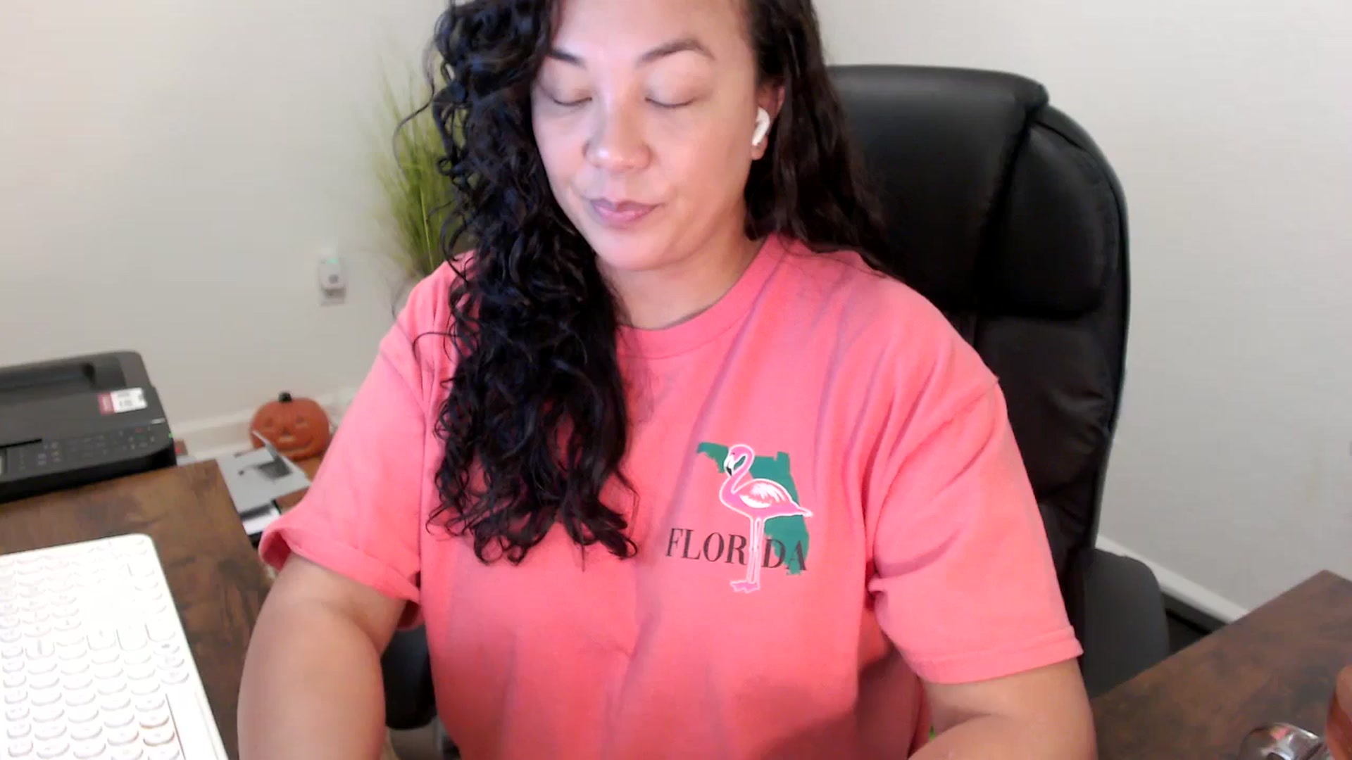 Gallery image thumbnail from MickaylaStar's myfreecams stream on, 10/29/2025, 16:26 image 16 of 20