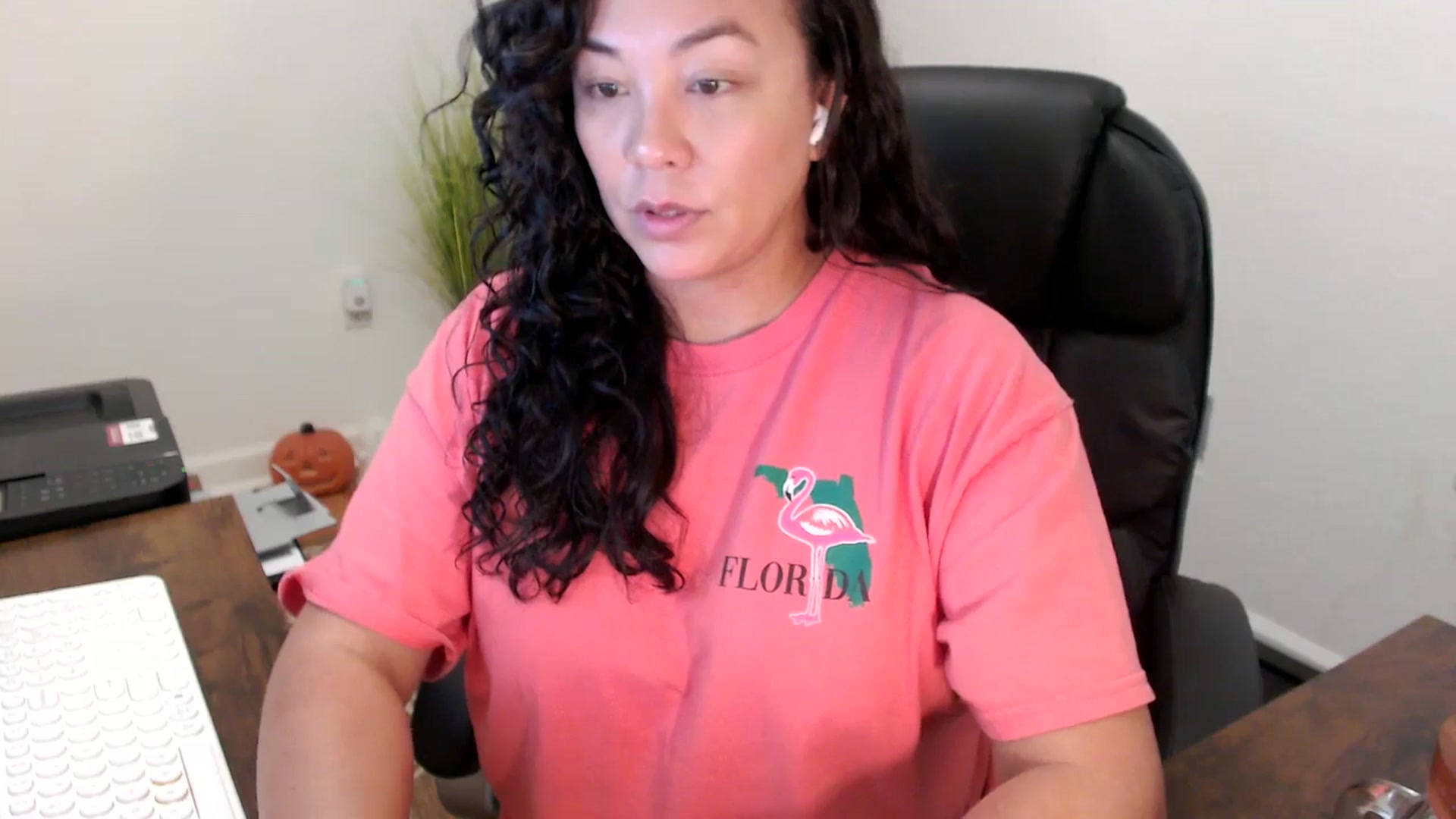Gallery image thumbnail from MickaylaStar's myfreecams stream on, 10/29/2025, 16:26 image 19 of 20