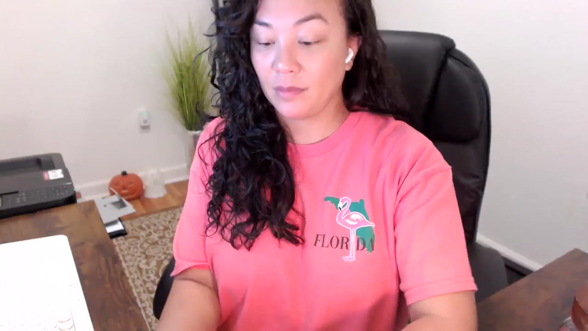 Gallery image thumbnail from MickaylaStar's myfreecams stream on, 10/29/2025, 16:26 image 7 of 20