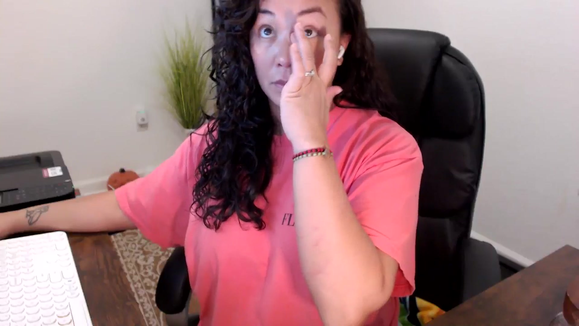 Gallery image thumbnail from MickaylaStar's myfreecams stream on, 10/29/2025, 16:26 image 8 of 20