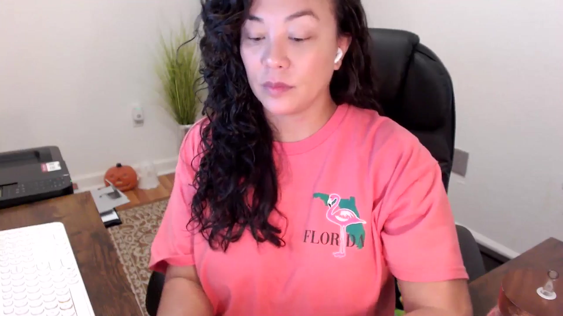 Gallery image thumbnail from MickaylaStar's myfreecams stream on, 10/29/2025, 16:26 image 12 of 20
