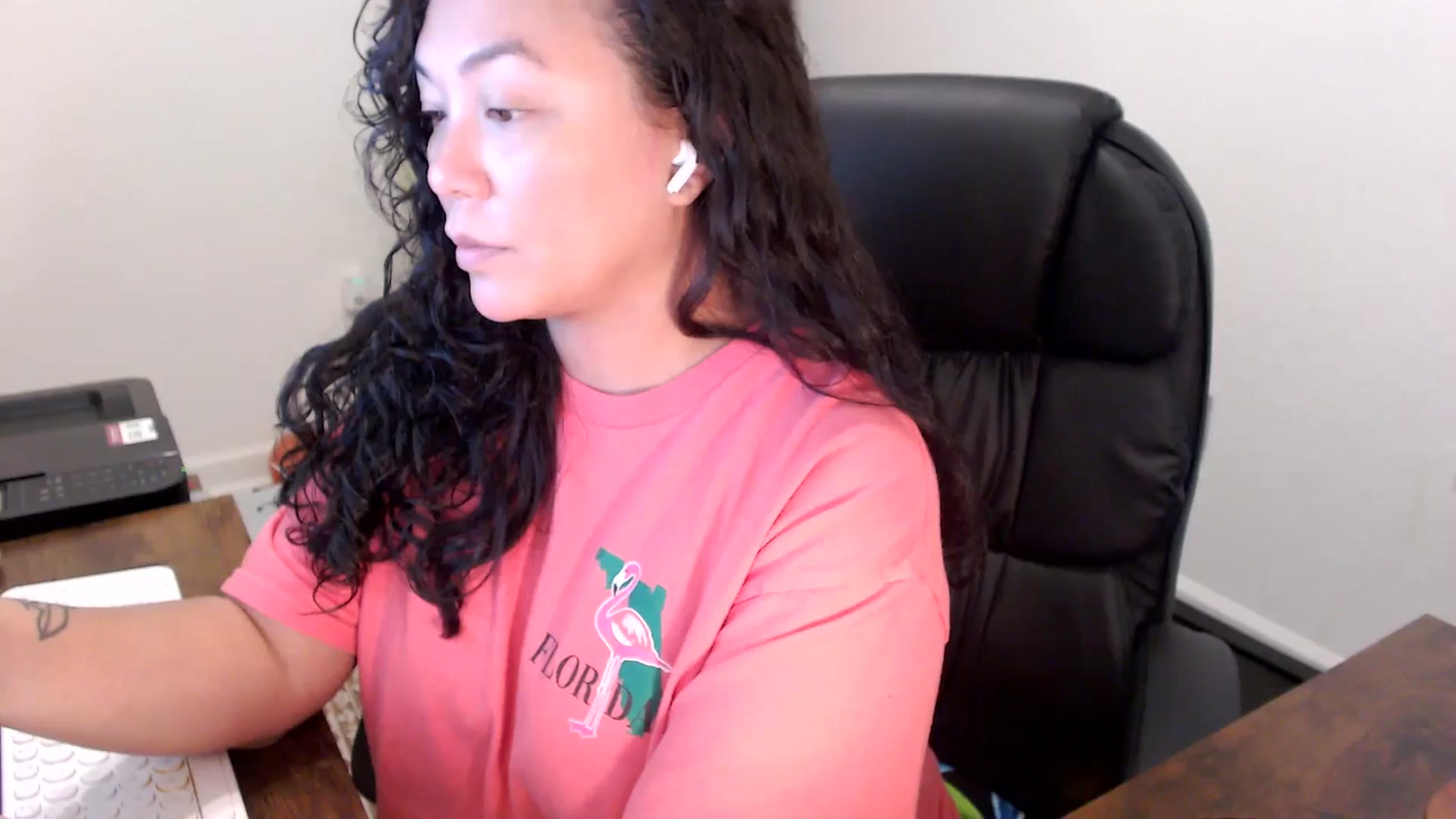 Gallery image thumbnail from MickaylaStar's myfreecams stream on, 10/29/2025, 17:31 image 12 of 20