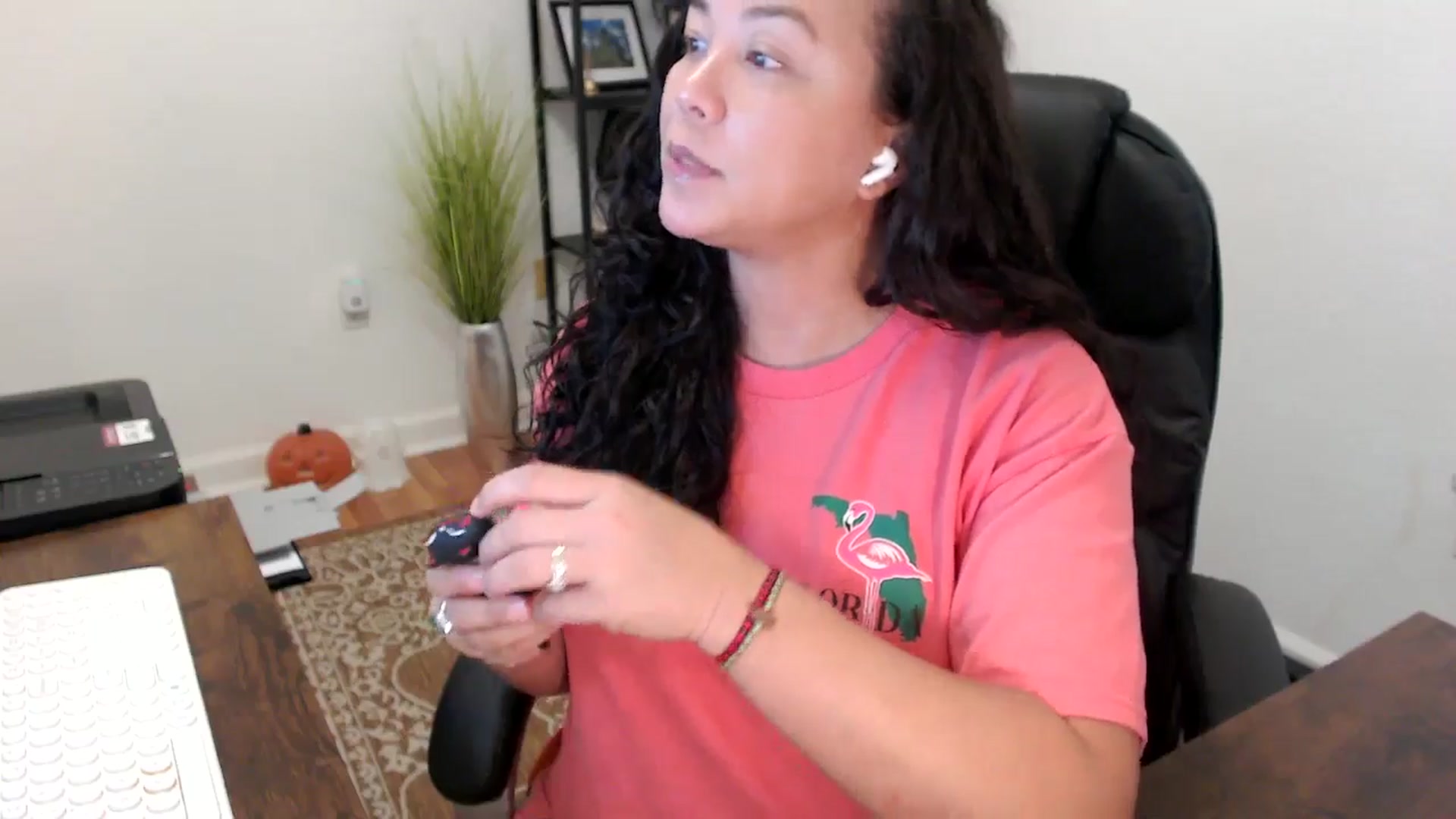 Gallery image thumbnail from MickaylaStar's myfreecams stream on, 10/29/2025, 19:14 image 9 of 20