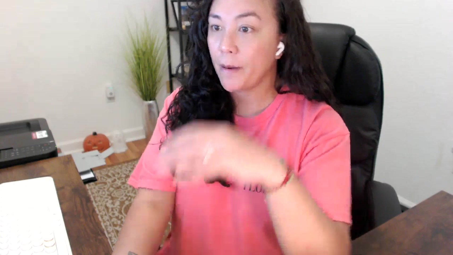 Gallery image thumbnail from MickaylaStar's myfreecams stream on, 10/29/2025, 19:14 image 6 of 20