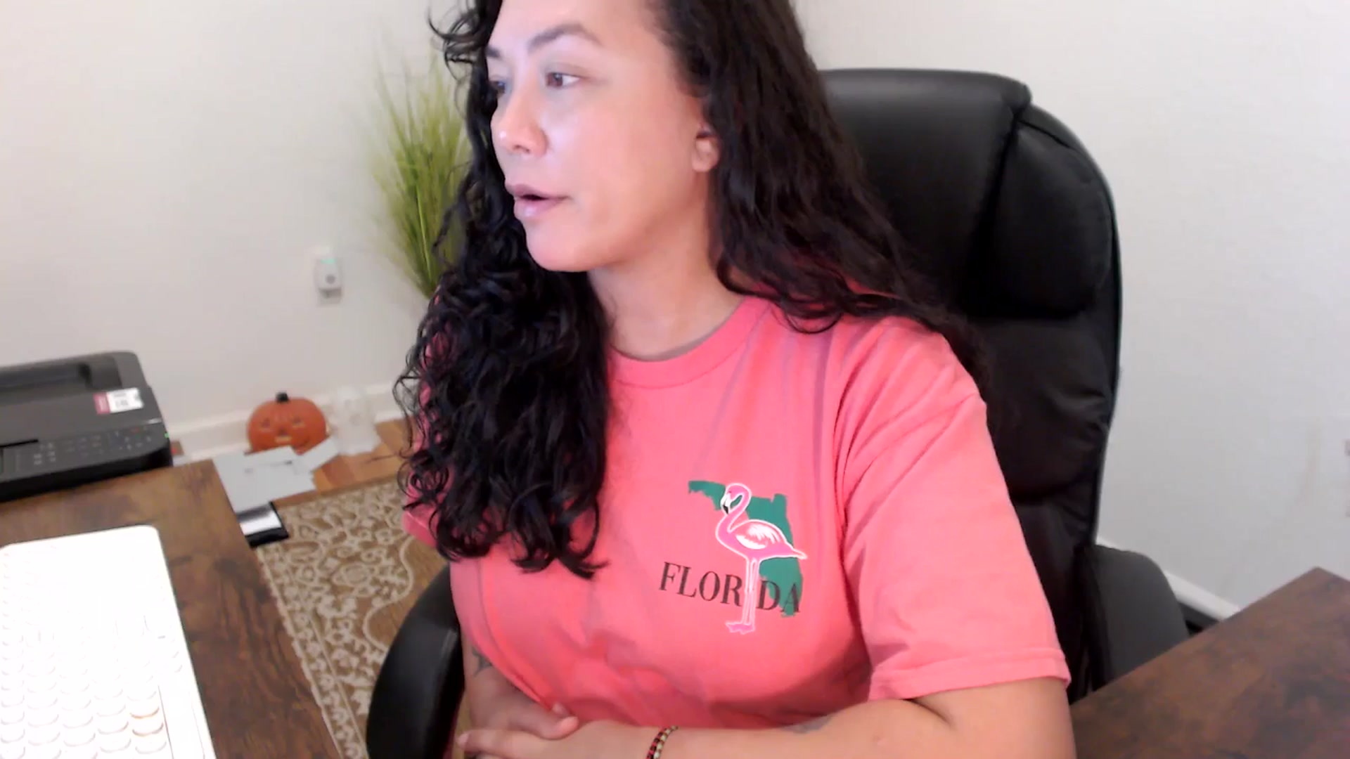 Gallery image thumbnail from MickaylaStar's myfreecams stream on, 10/29/2025, 19:14 image 19 of 20