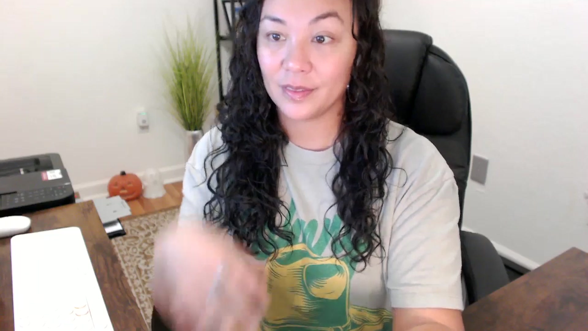 Gallery image thumbnail from MickaylaStar's myfreecams stream on, 10/30/2025, 15:49 image 19 of 20