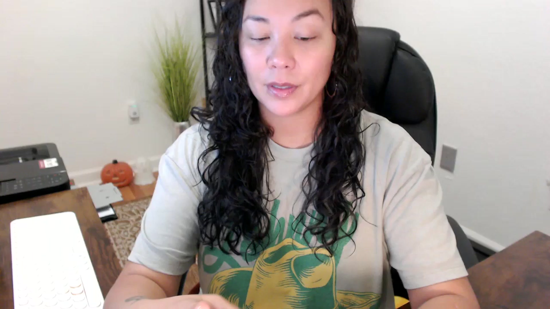 Gallery image thumbnail from MickaylaStar's myfreecams stream on, 10/30/2025, 15:49 image 12 of 20