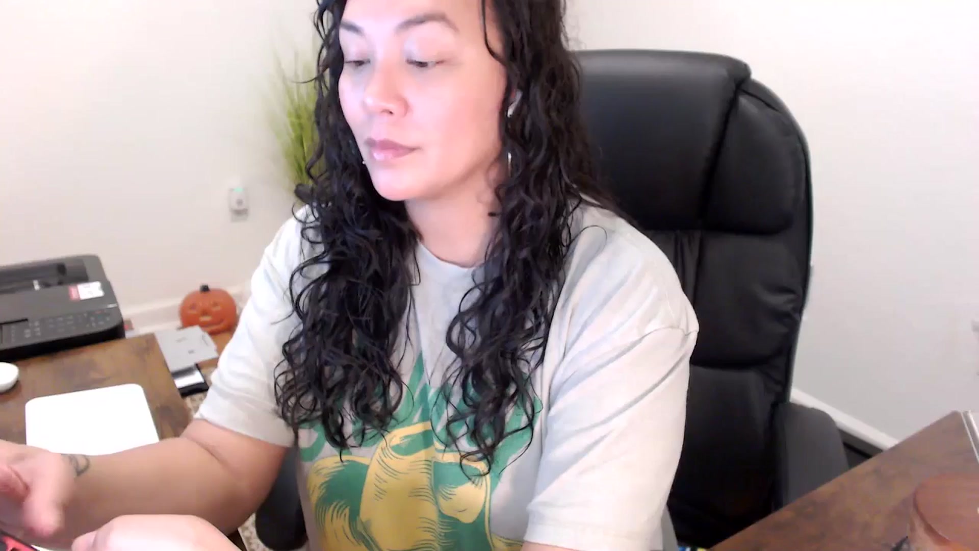 Gallery image thumbnail from MickaylaStar's myfreecams stream on, 10/30/2025, 15:49 image 4 of 20
