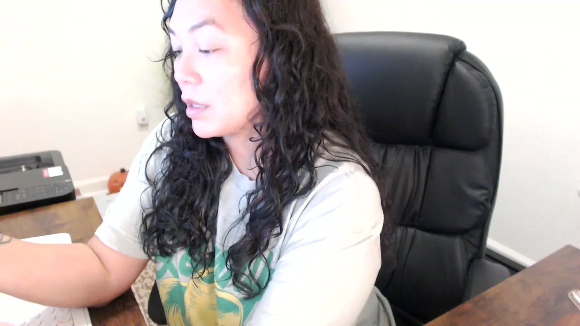Gallery image thumbnail from MickaylaStar's myfreecams stream on, 10/30/2025, 16:36 image 15 of 20