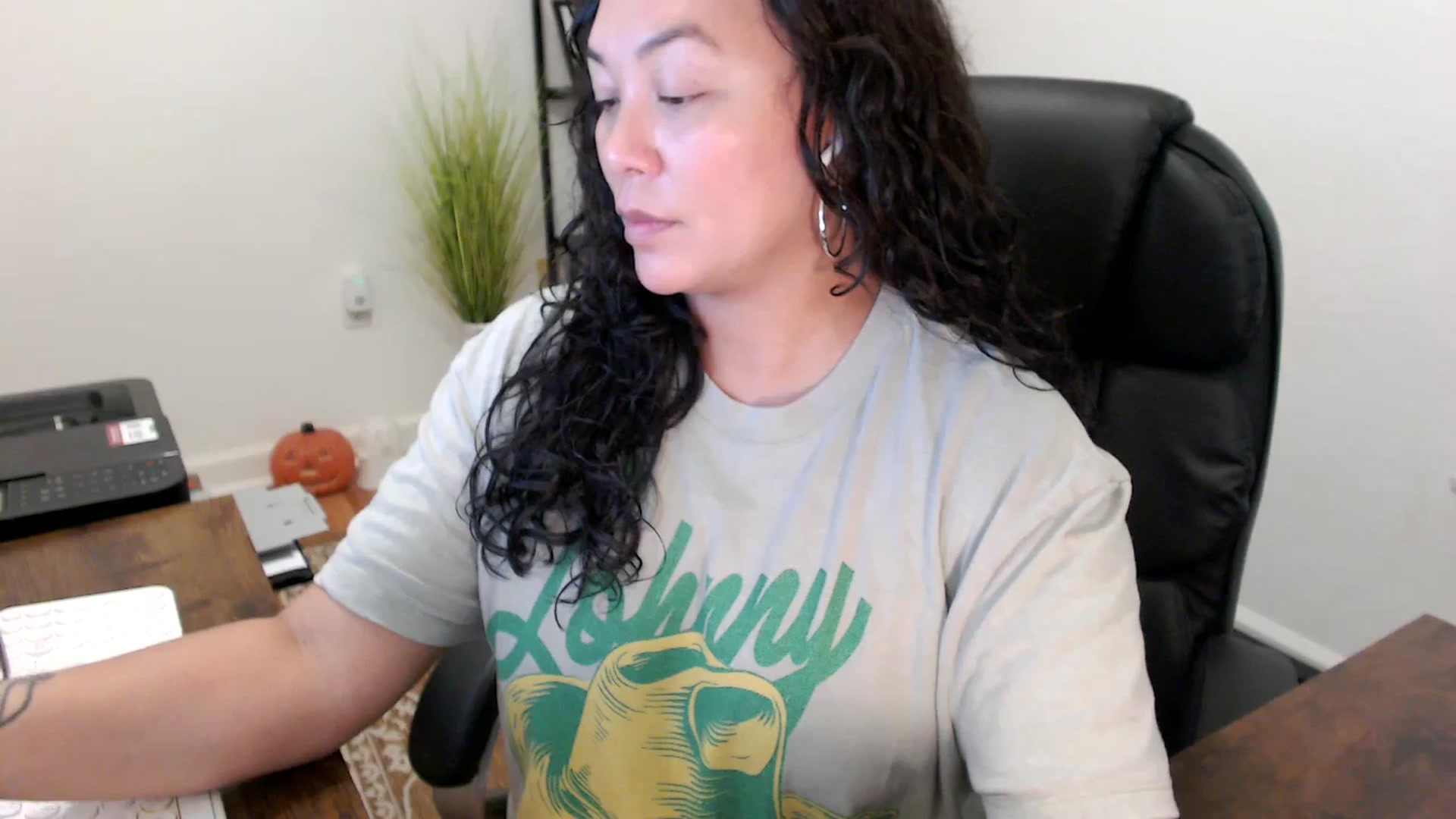 Gallery image thumbnail from MickaylaStar's myfreecams stream on, 10/30/2025, 16:55 image 14 of 20