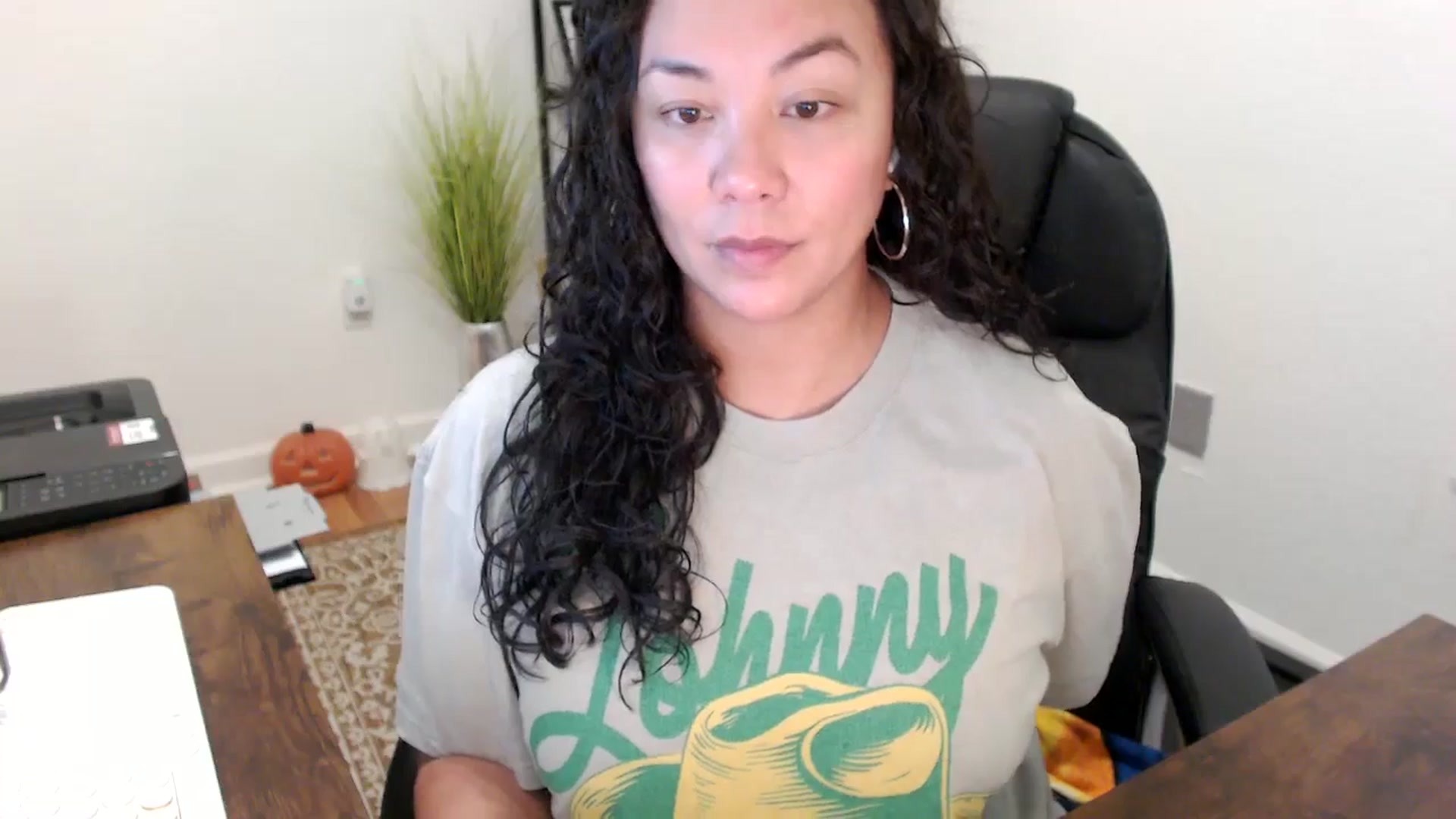 Gallery image thumbnail from MickaylaStar's myfreecams stream on, 10/30/2025, 16:55 image 16 of 20